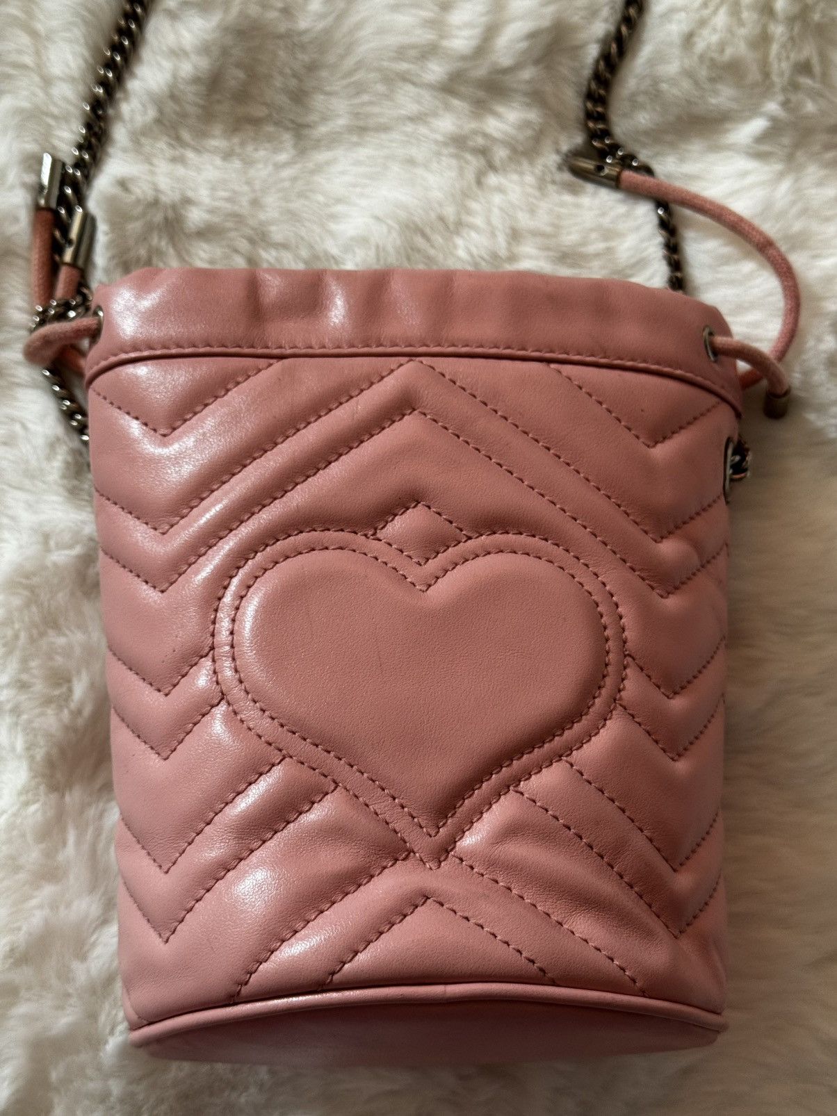 Gucci Mini Marmont Bucket Bag Size ONE SIZE - 2 Thumbnail