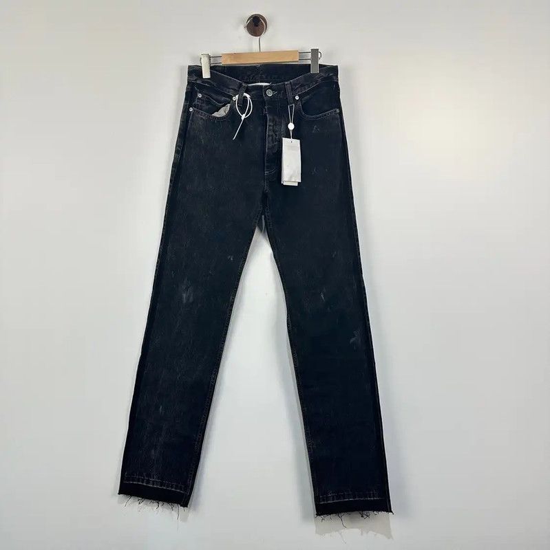 Maison Margiela Maison Margiela Black Casual Pants for Men 0089 Size US 42 / EU 58 - 1 Thumbnail