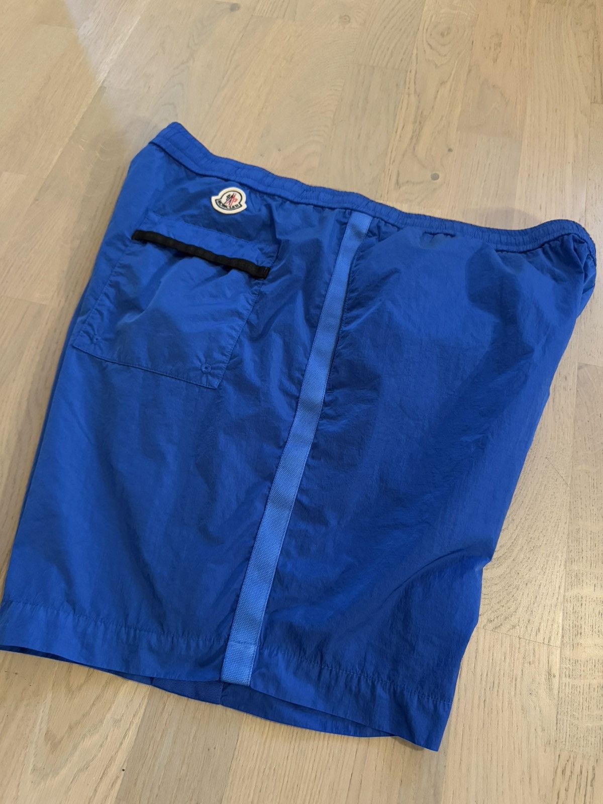 Moncler MONCLER SHORTS marked size 54 SEE REAL MEASUREMENTS IN PHOTO Size US 36 / EU 52 - 20 Thumbnail
