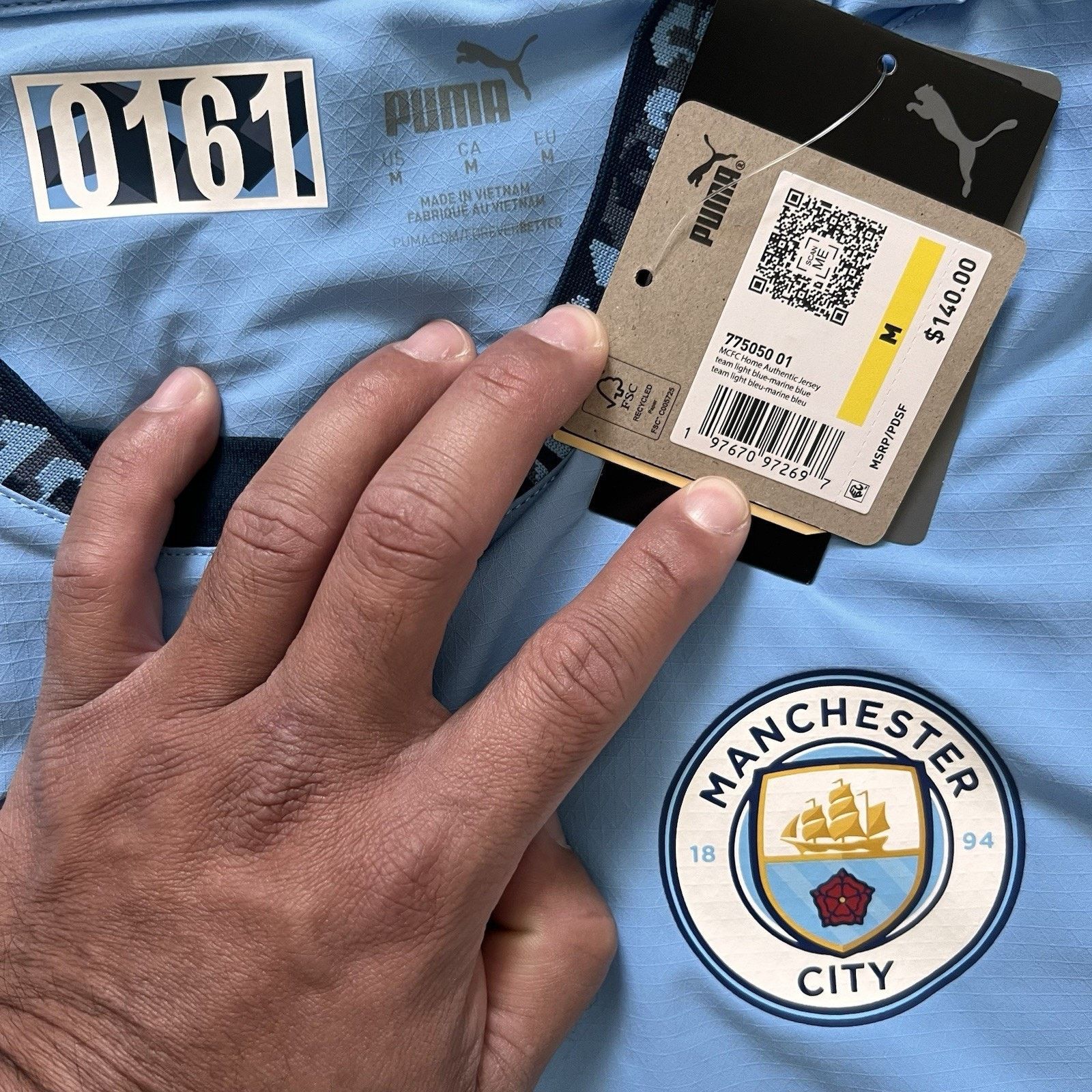 Nike Manchester City Puma 24/25 Authentic Home Jersey Medium NWT Size US M / EU 48-50 / 2 - 8 Thumbnail