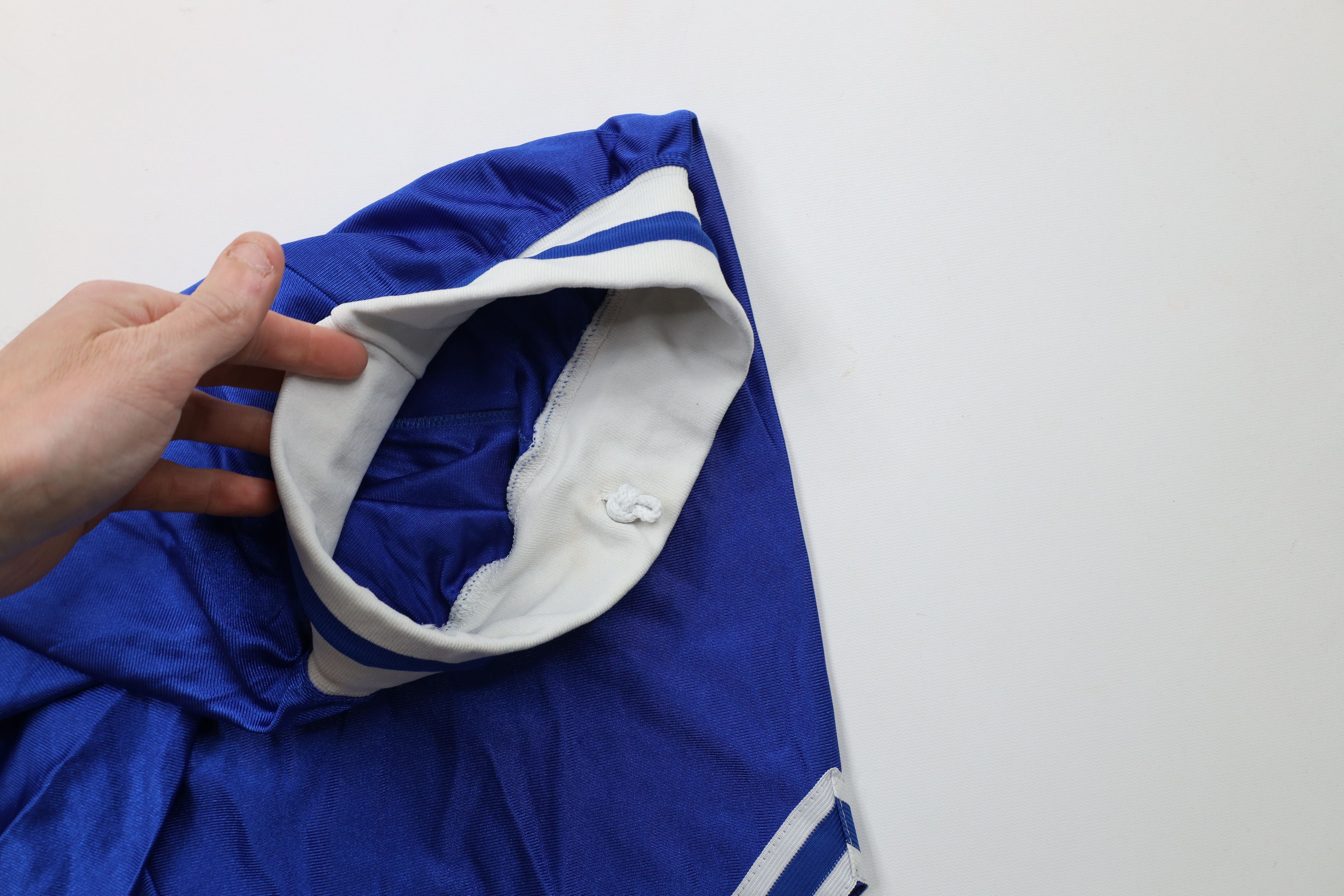 Vintage Vintage 90s Streetwear Nylon Basketball Shorts Blue USA Size US 30 / EU 46 - 6 Thumbnail