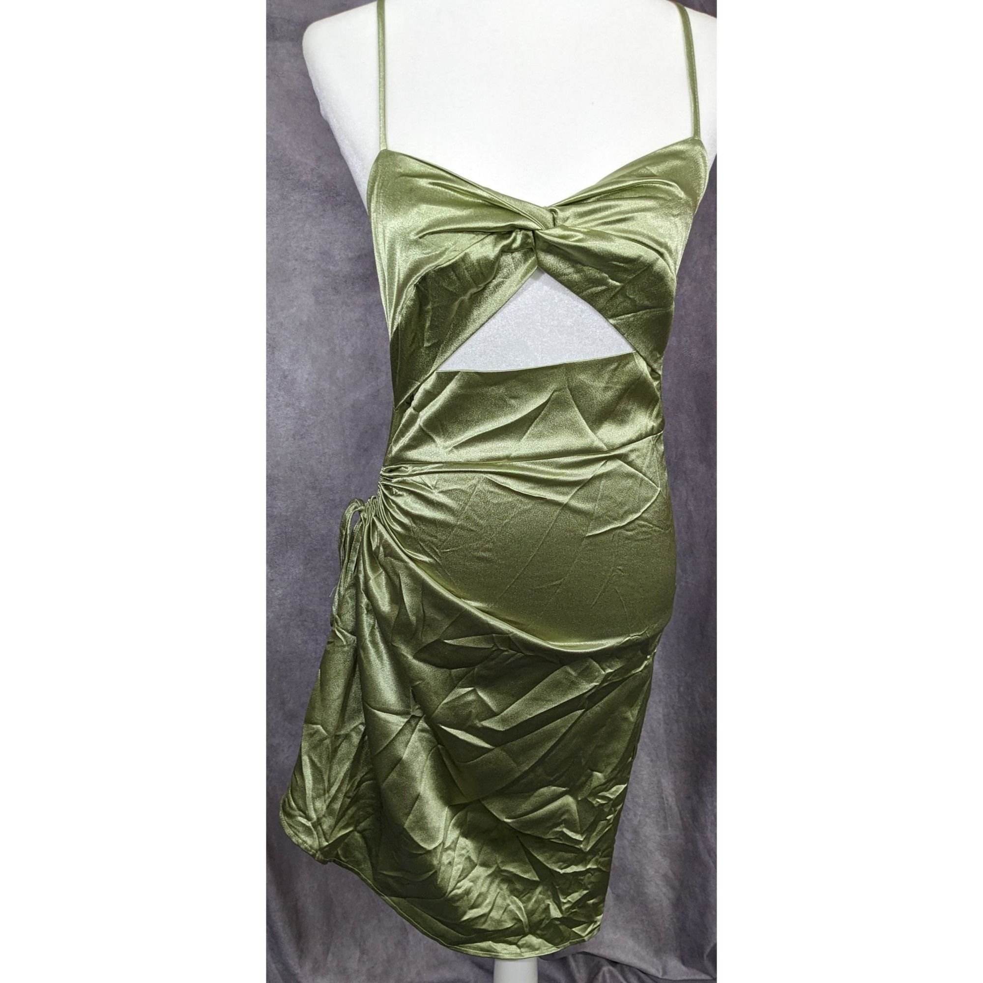 Other Elegant Open Midriff Green Satin Formal Dress Size S / US 4 / IT 40 - 10 Thumbnail