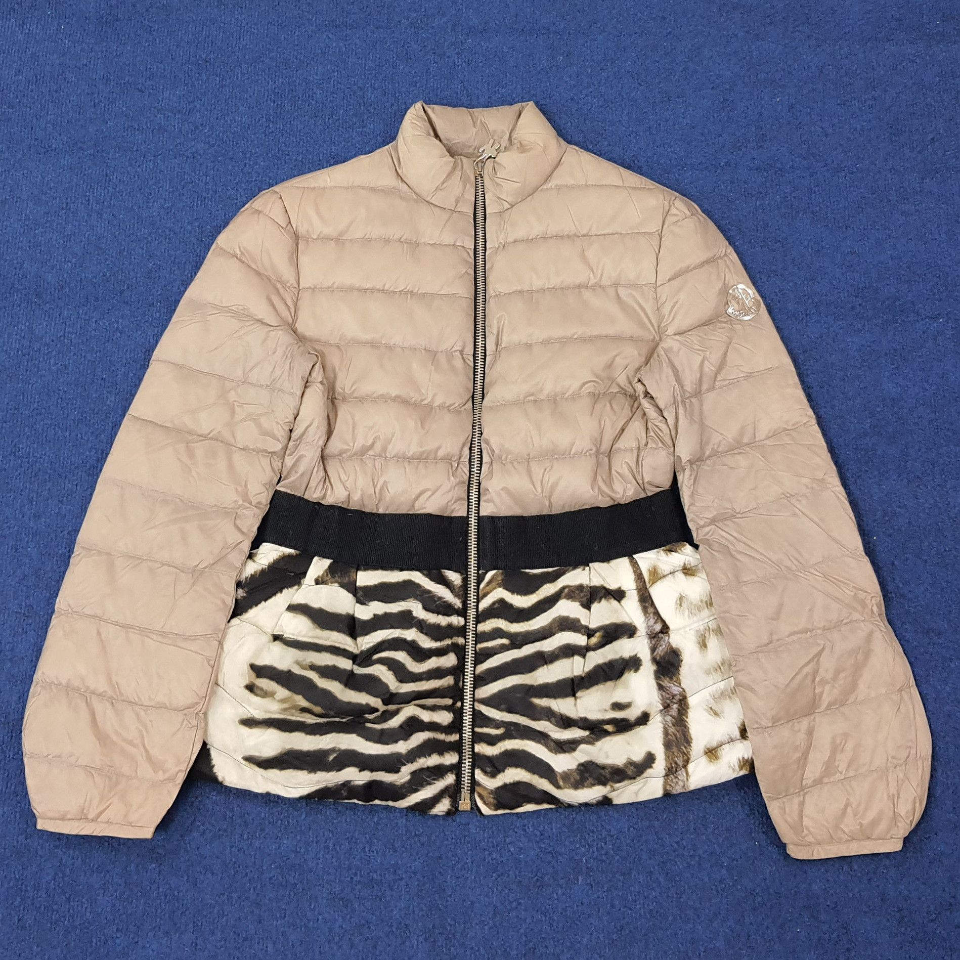 Vintage Moncler Designer Outdoor Puffer Jacket C247N26
