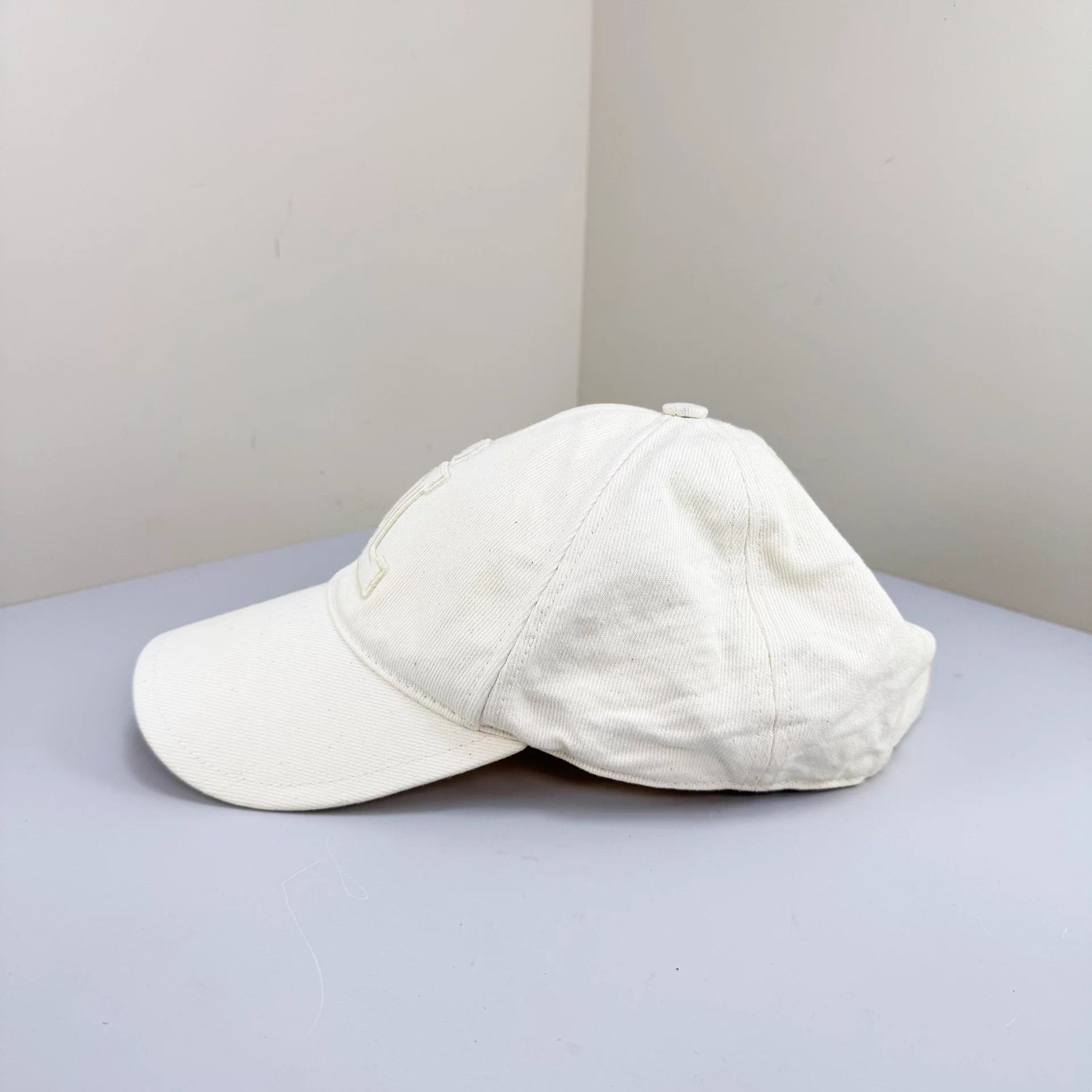 Saint Laurent Paris Saint Laurent Embroidered Logo Hat 59cm 99 New Size ONE SIZE - 2 Thumbnail