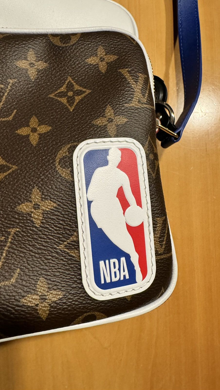Louis Vuitton Louis Vuitton NBA Messenger Nil Bag Tasche Virgil Abloh Size ONE SIZE - 3 Thumbnail