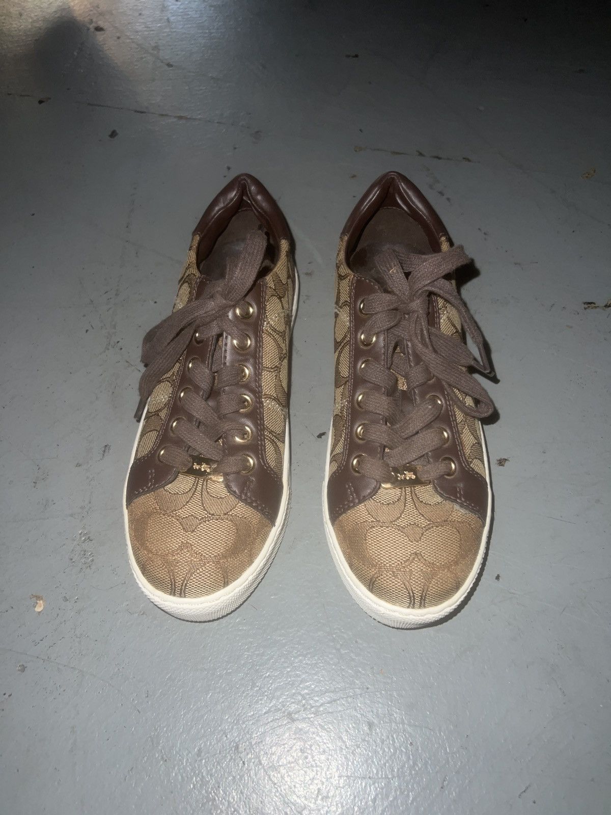Coach Coach Paddy All-Over Monogram Low-Top Sneakers Size US 5 / IT 35 - 1 Thumbnail