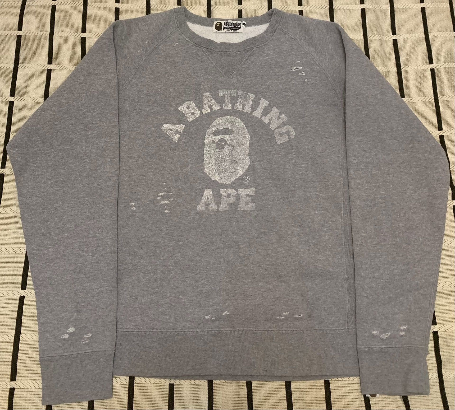 Bape Bape Distressed Ape Head Hoodie M Men Size US M / EU 48-50 / 2 - 1 Thumbnail