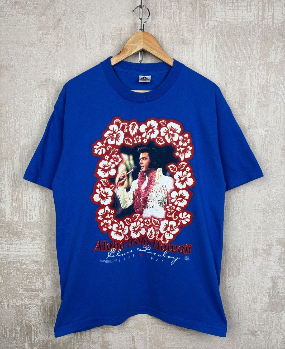 Vintage Vintage Elvis Presley Aloha from Hawaii Ringer T-shirt 00's Size US L / EU 52-54 / 3 - 1 Thumbnail