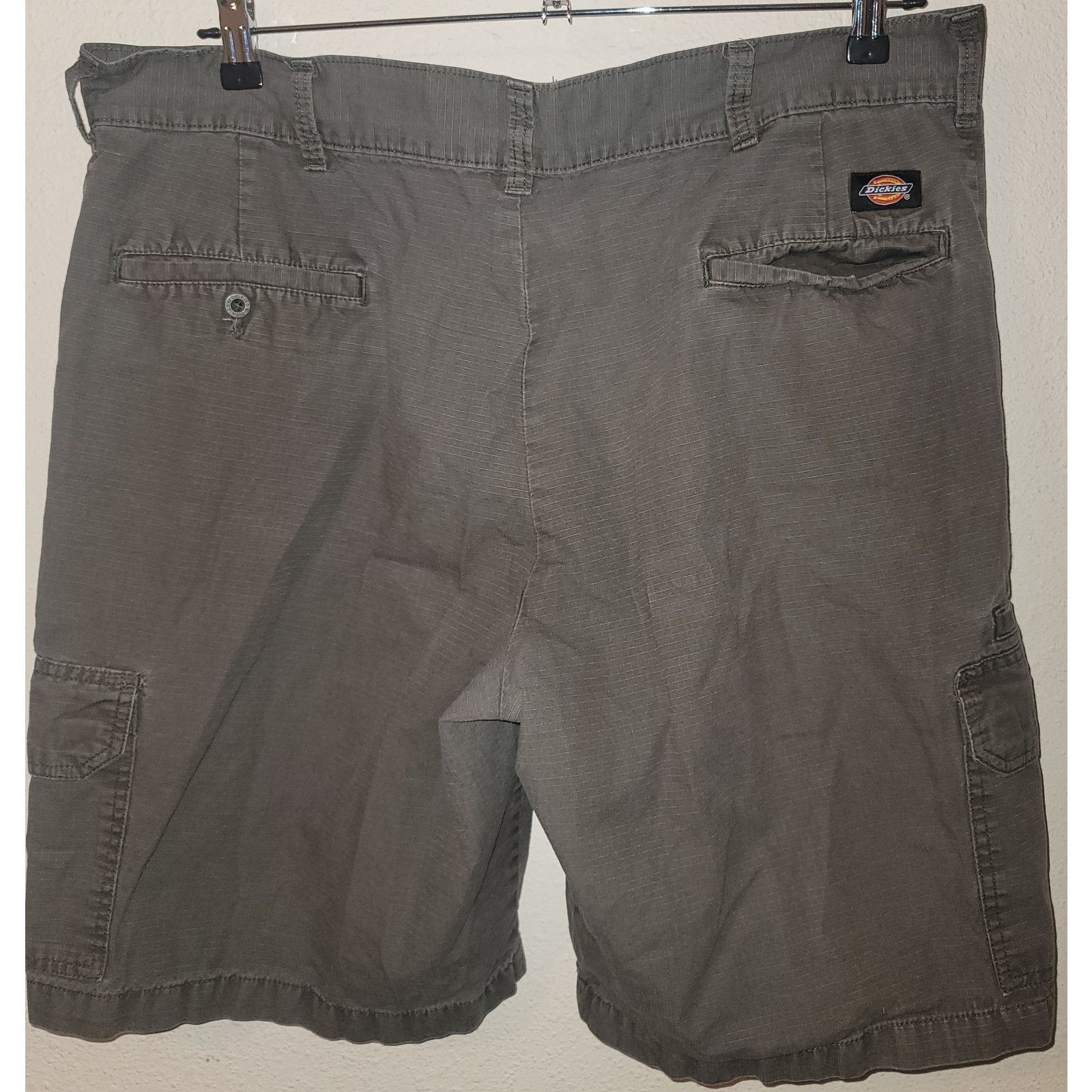 Dickies Dickies Dark Gray Relaxed Cargo Shorts 40 Side Pockets Size US 40 / EU 56 - 3 Thumbnail