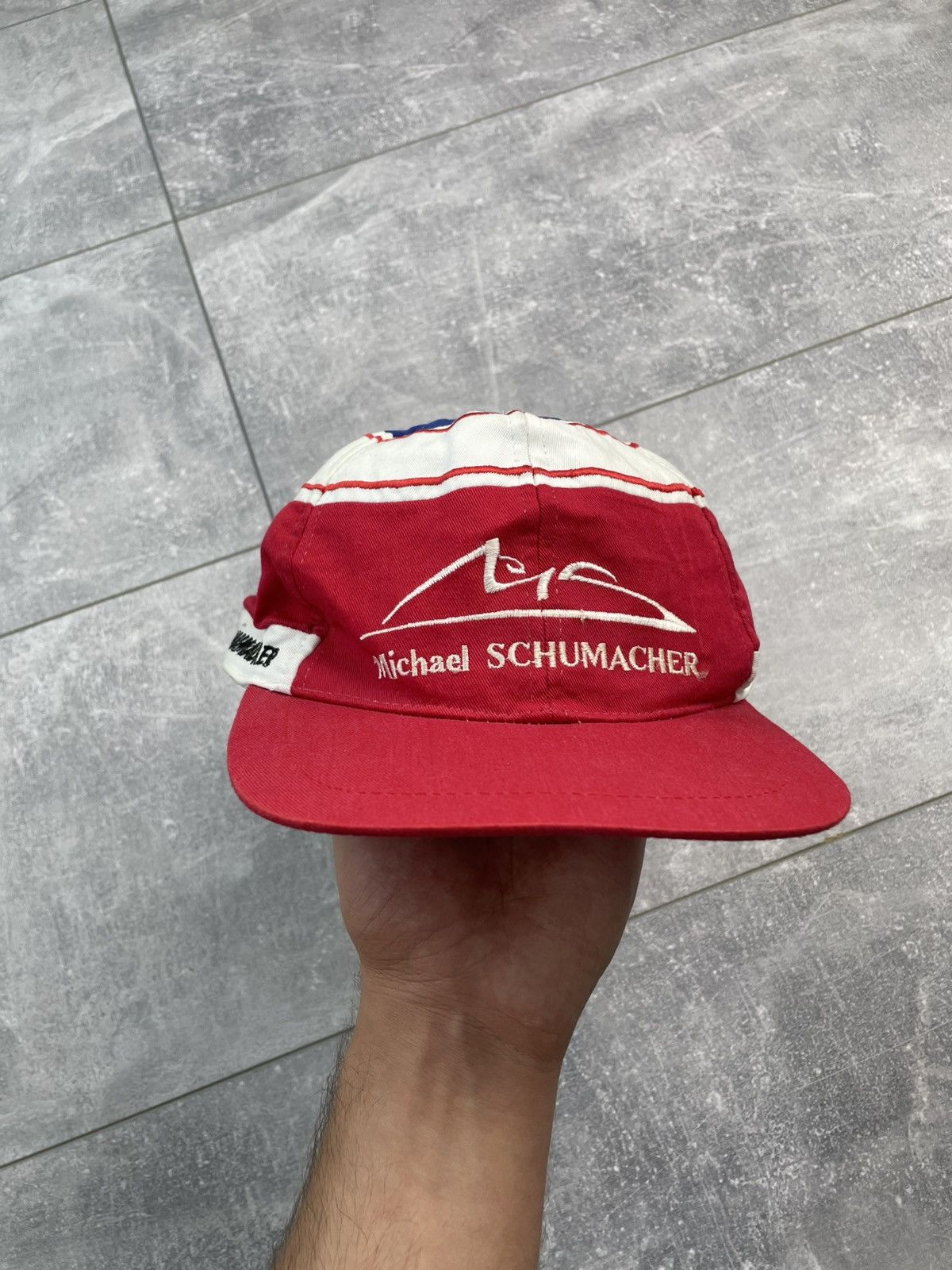 Formula 1 NWT Michael Schumacher 1998 DVAG Ferrari F1 Vintage Cap Size ONE SIZE - 4 Thumbnail