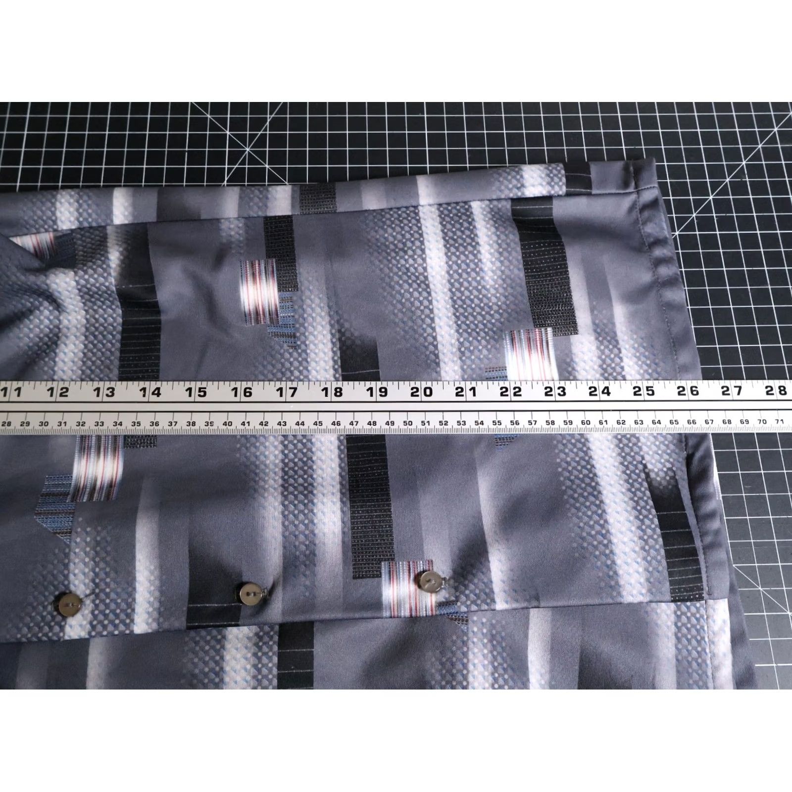 Vintage VINTAGE Montgomery Ward Shirt Mens Medium Gray Abstract Camp Collar Acetate VTG Size US M / EU 48-50 / 2 - 6 Thumbnail