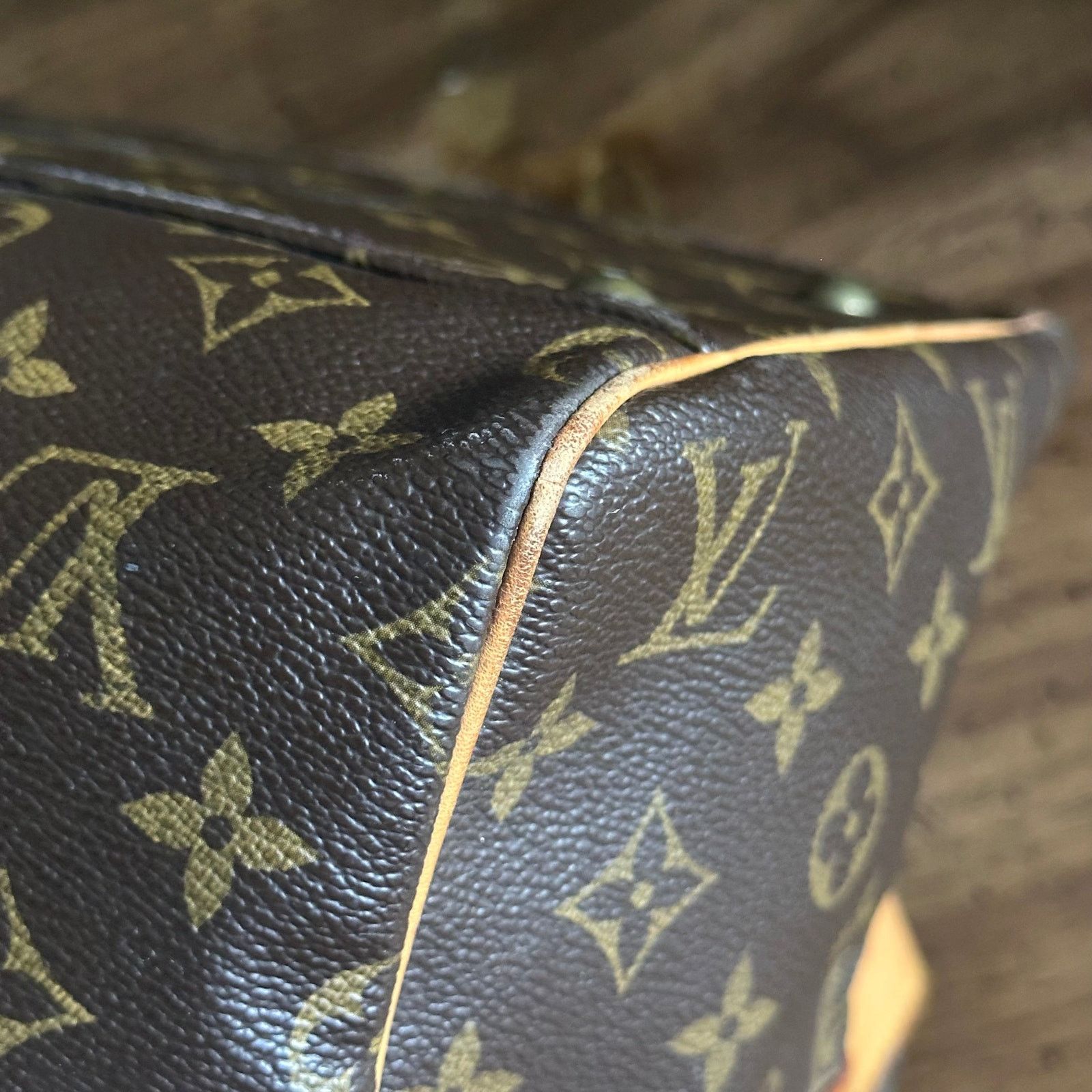 Louis Vuitton Vintage Louis Vuitton 2008 Carryall Travel Bag Size ONE SIZE - 18 Thumbnail