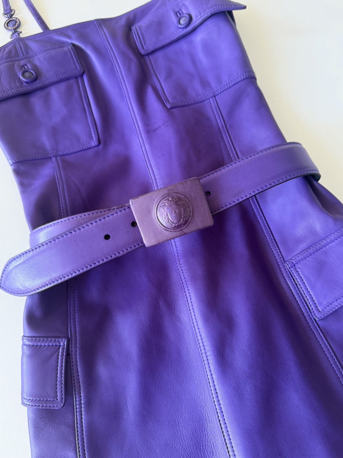 Versace Gianni Versace 1996 F/W Purple Leather Belted Shift Dress Size S / US 4 / IT 40 - 4 Thumbnail