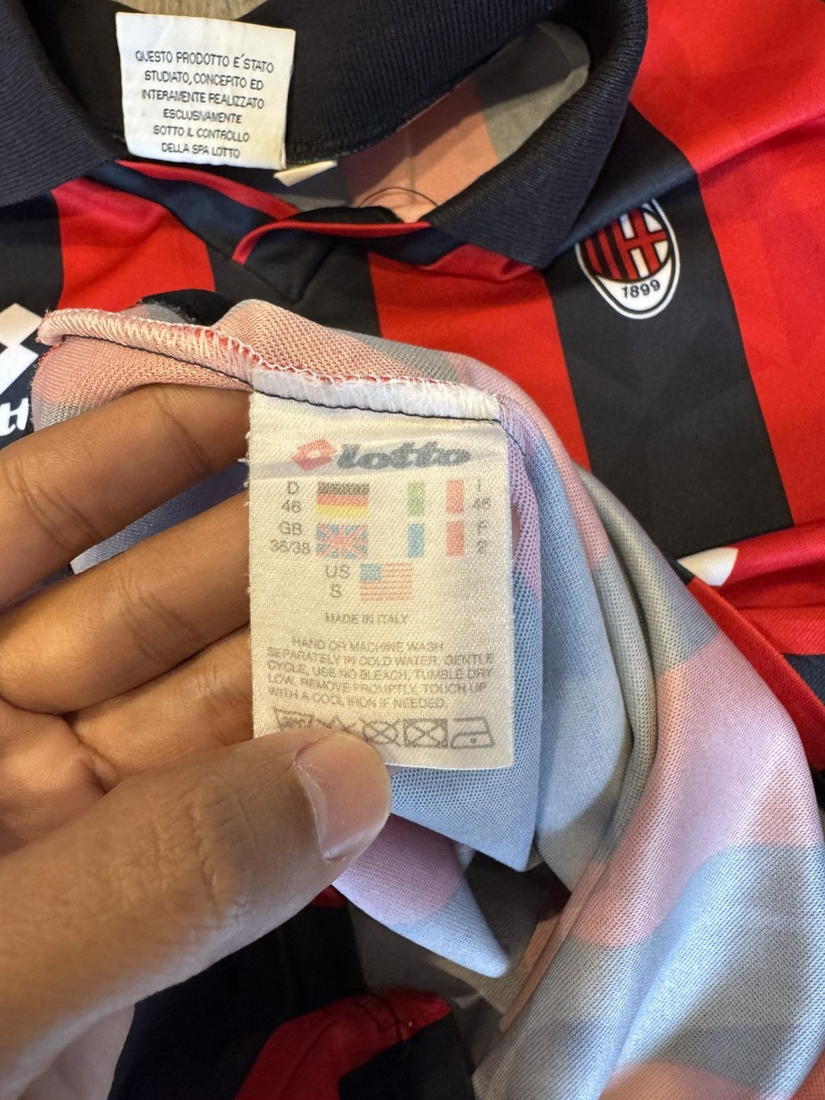Lotto Sport AC MILAN 1995-1996 HOME JERSEY SHIRT Size US M / EU 48-50 / 2 - 10 Thumbnail