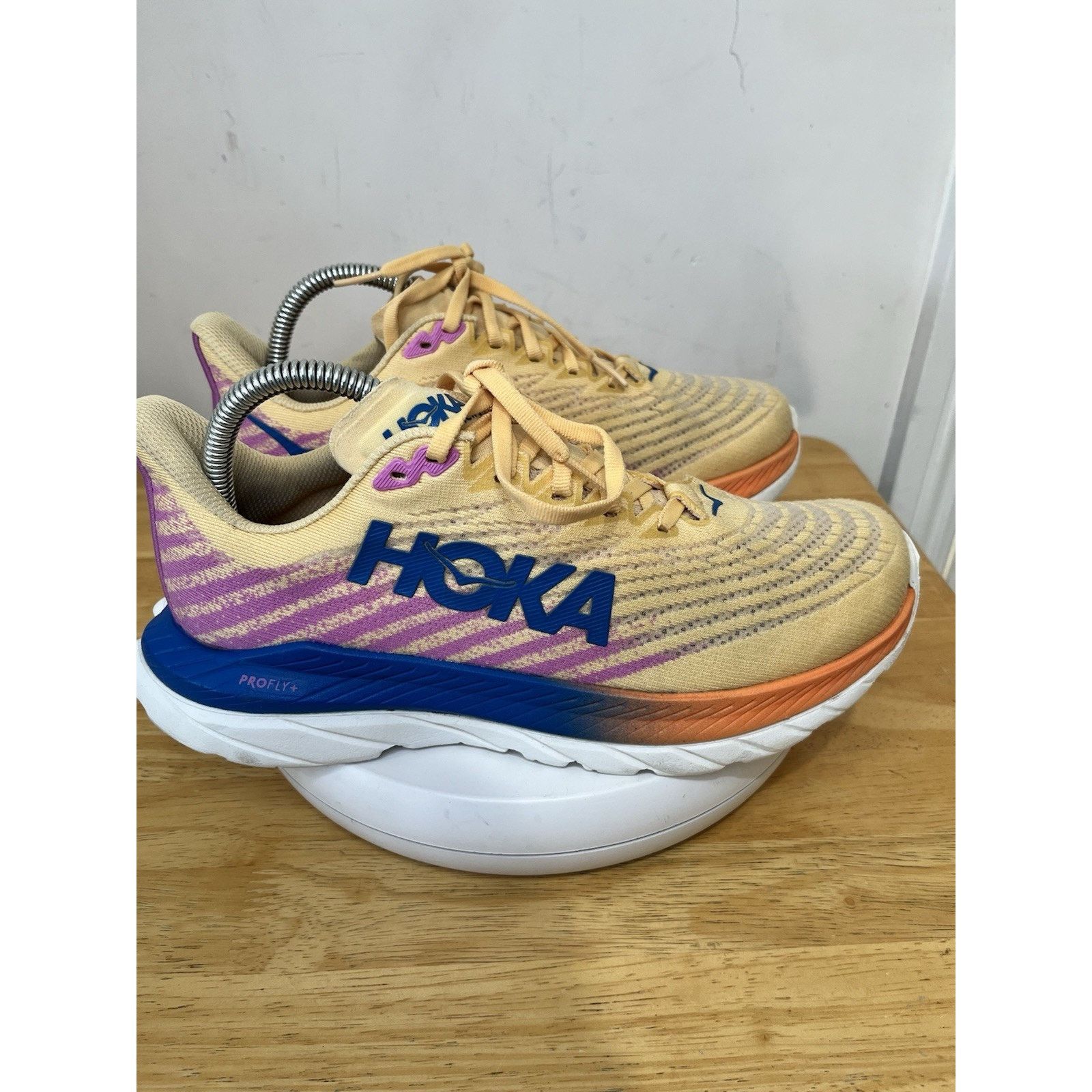 Hoka Size 7.5B W - Hoka One One Mach 5 Women's - 1127894-ICYC Size US 7.5 / IT 37.5 - 2 Thumbnail