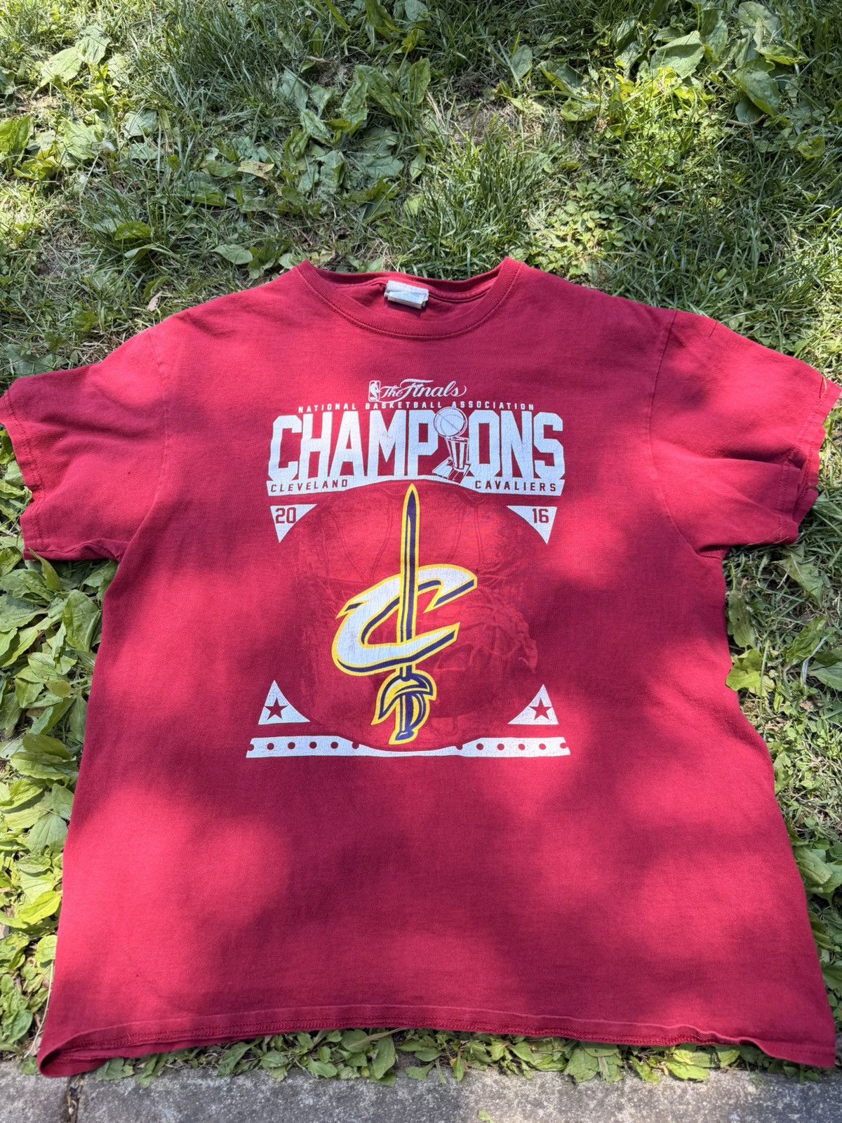 Vintage 2016 Cleveland Cavaliers NBA Final Champions tee Size Large Size US L / EU 52-54 / 3 - 1 Thumbnail