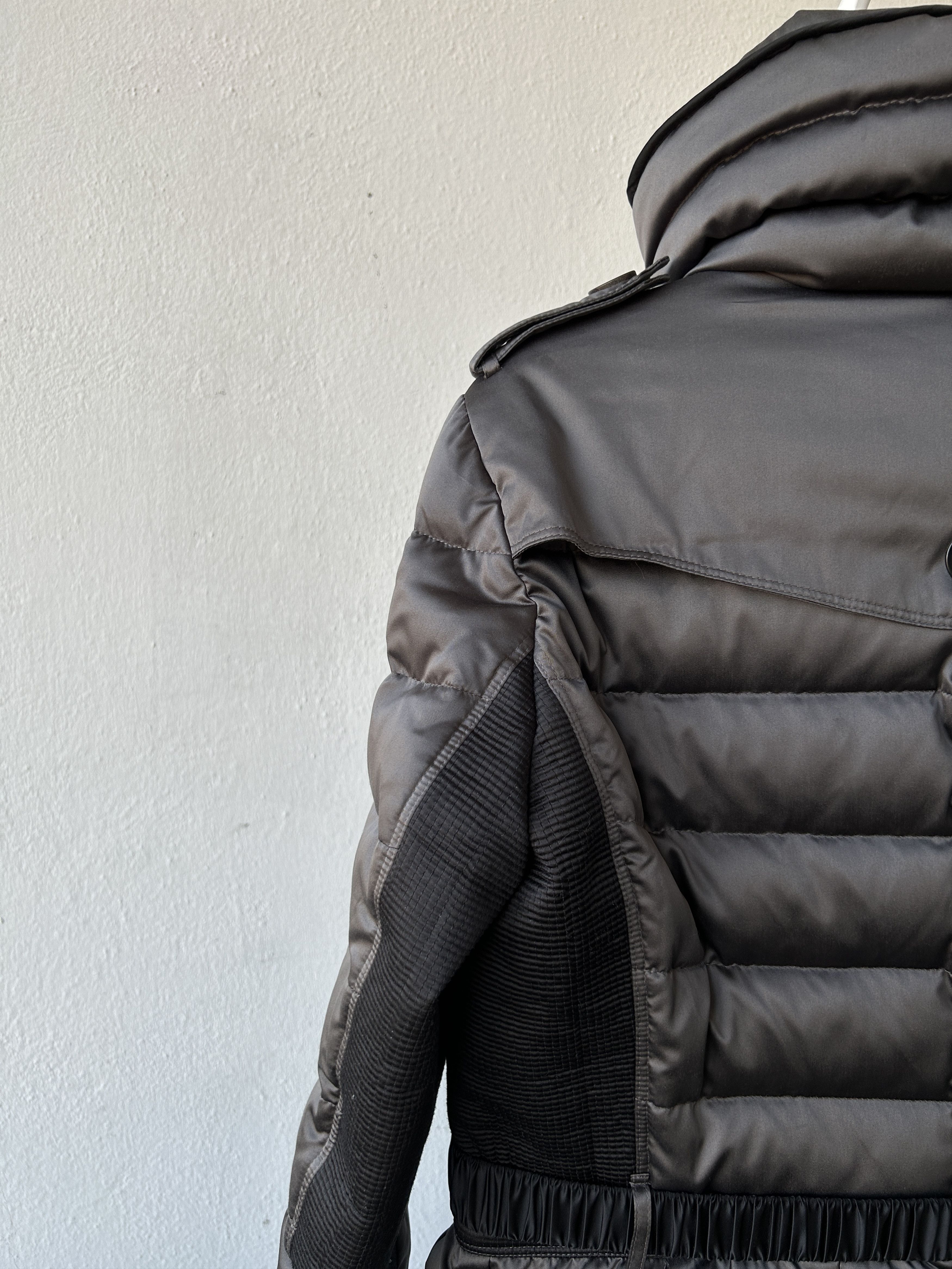 Burberry Burberry belted short puffer jacket Size L / US 10 / IT 46 - 14 Thumbnail