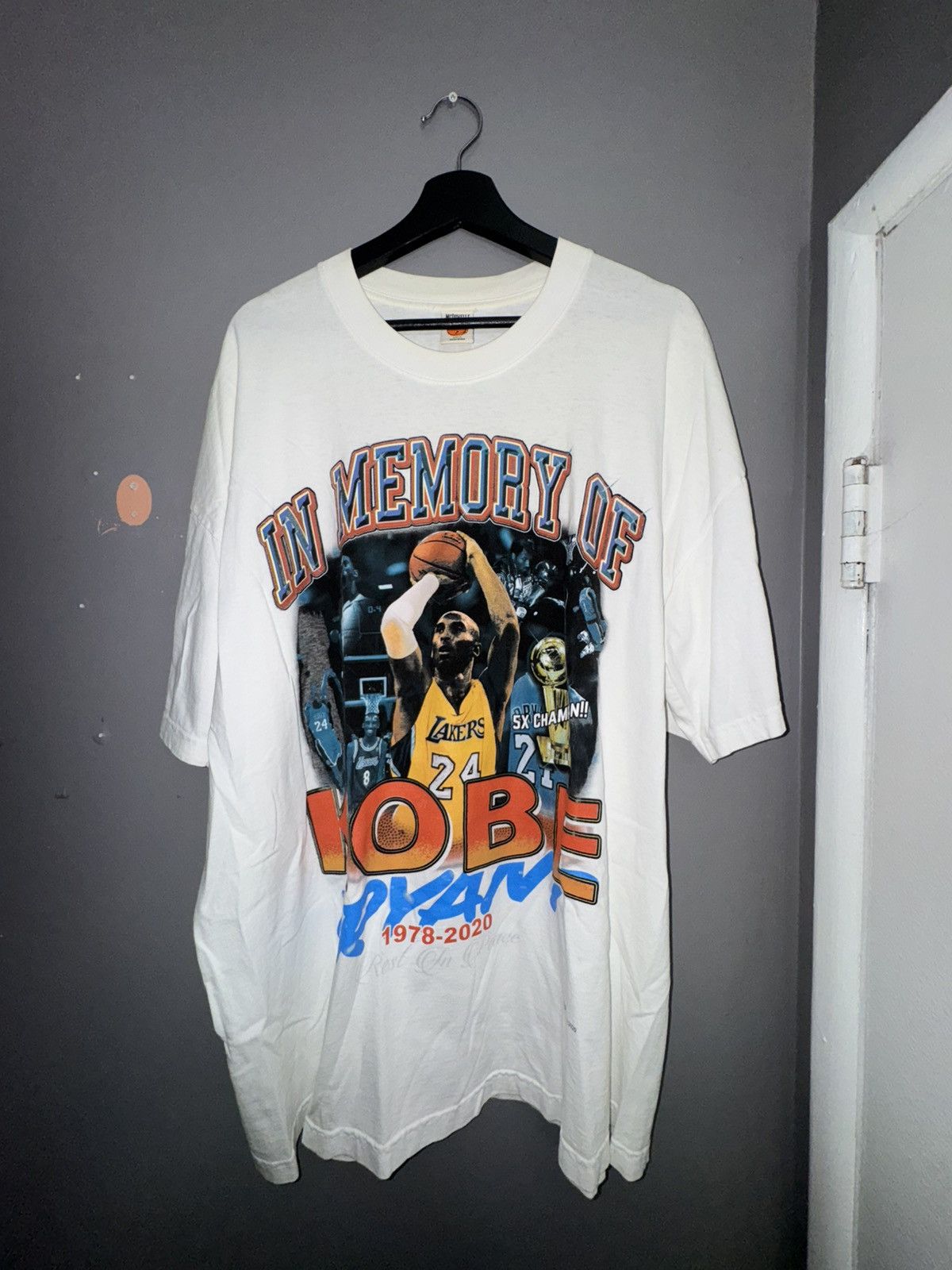 Vintage RIP KOBE TEE XL Size US XL / EU 56 / 4 - 1 Thumbnail