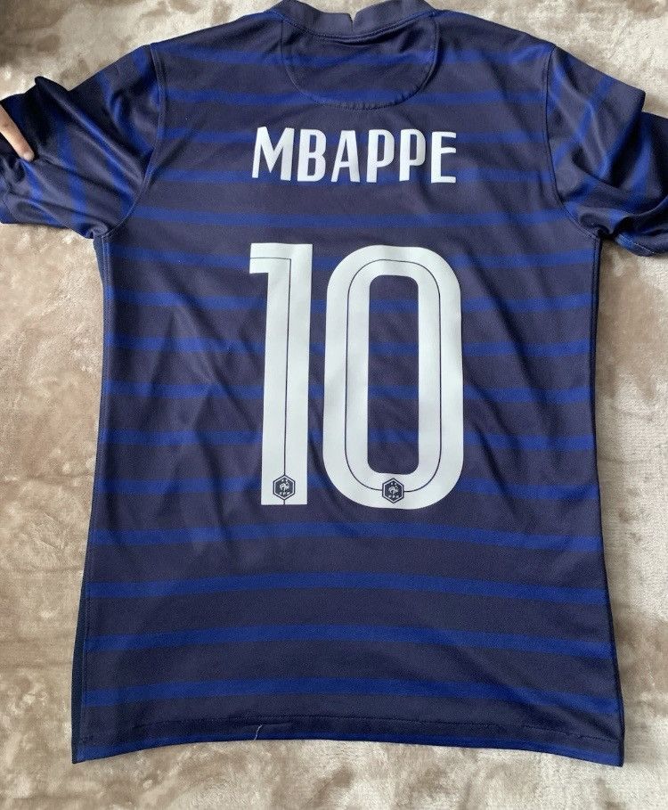 Nike Mbappe jersey tram french Size US S / EU 44-46 / 1 - 1 Thumbnail