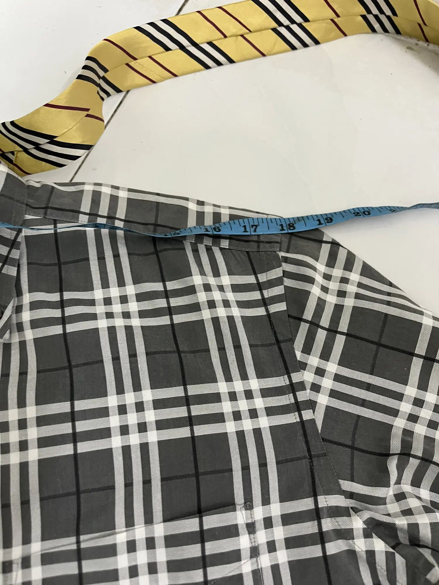 Burberry Burberry Grey Nova Shirts Size US M / EU 48-50 / 2 - 7 Thumbnail