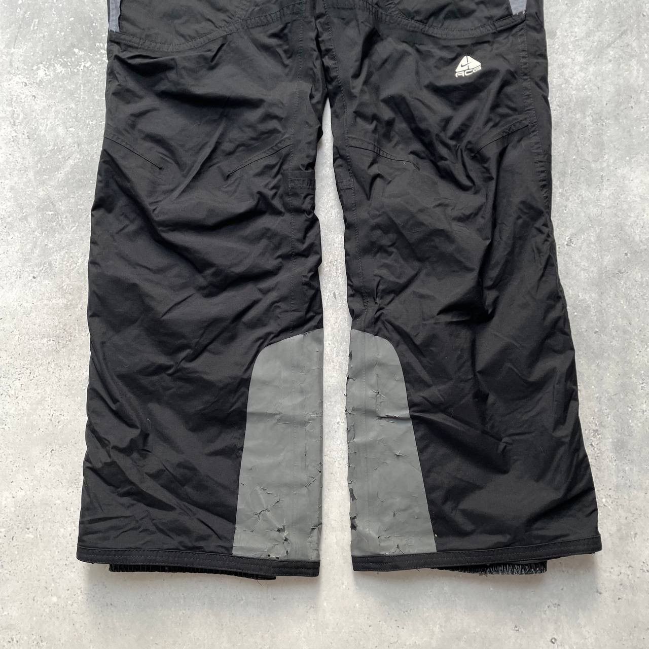Nike ACG Vintage 2000s Nike ACG Storm Fit Ski Pants Women’s Black Size 28" / US 6 / IT 42 - 13 Thumbnail
