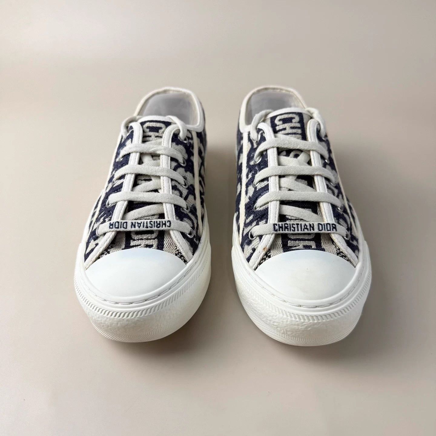 Dior Dior white/blue DR embroidered kicks 38 95 new Size US 7 / IT 37 - 2 Thumbnail