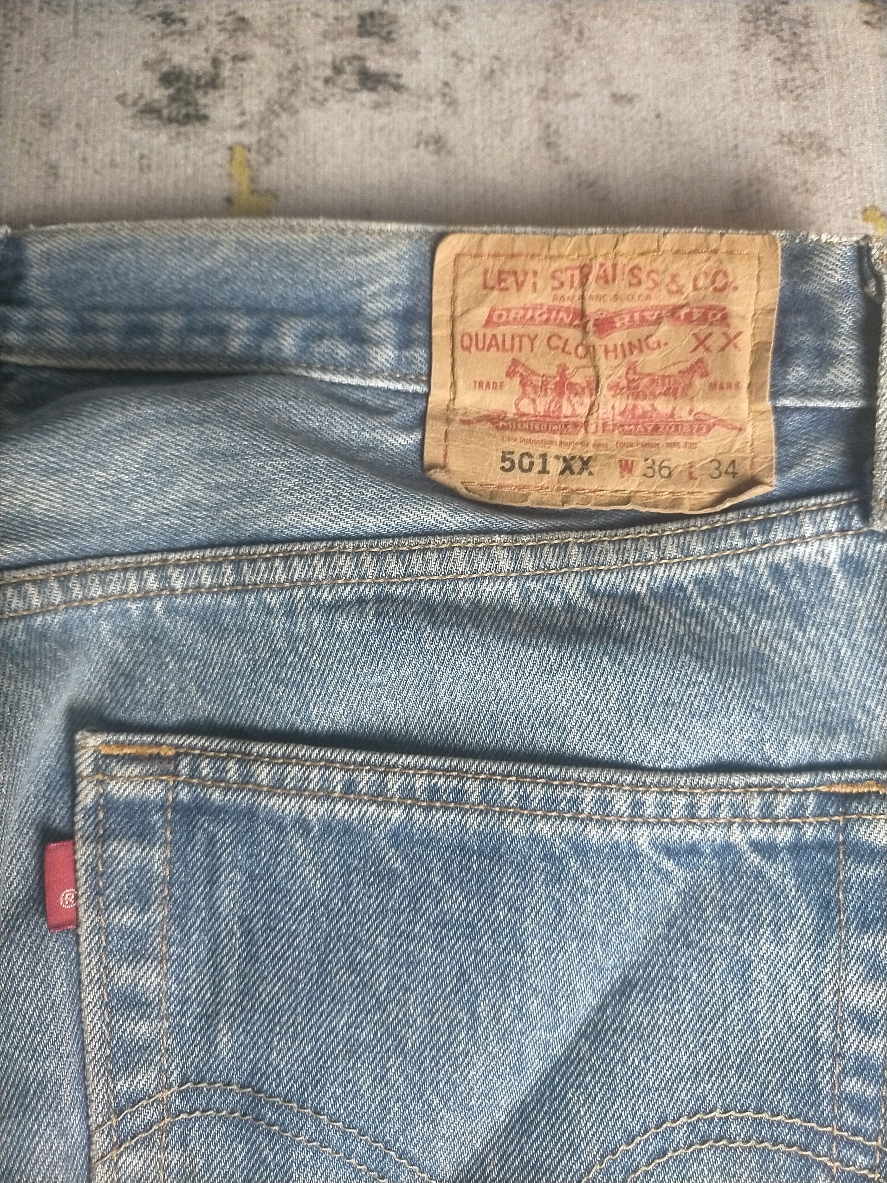 Levi's 🔥90s 501xx Vintage Button 324 Stone Wash Jeans Size US 36 / EU 52 - 6 Thumbnail