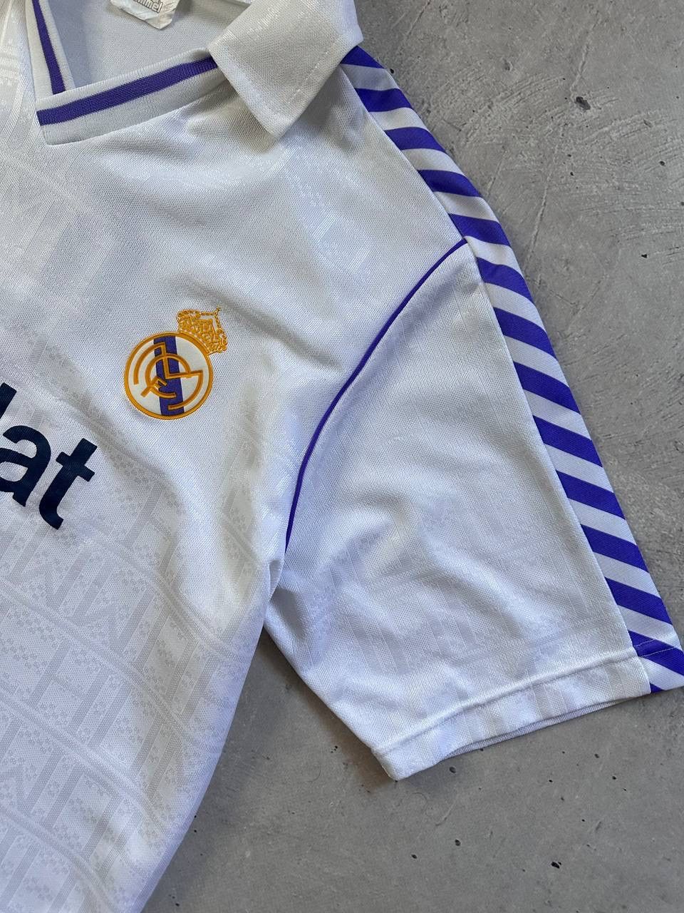 Hummel Real Madrid Hummel Parmalat #9 Santillana Jersey 1989-90 XL Size US XL / EU 56 / 4 - 6 Thumbnail