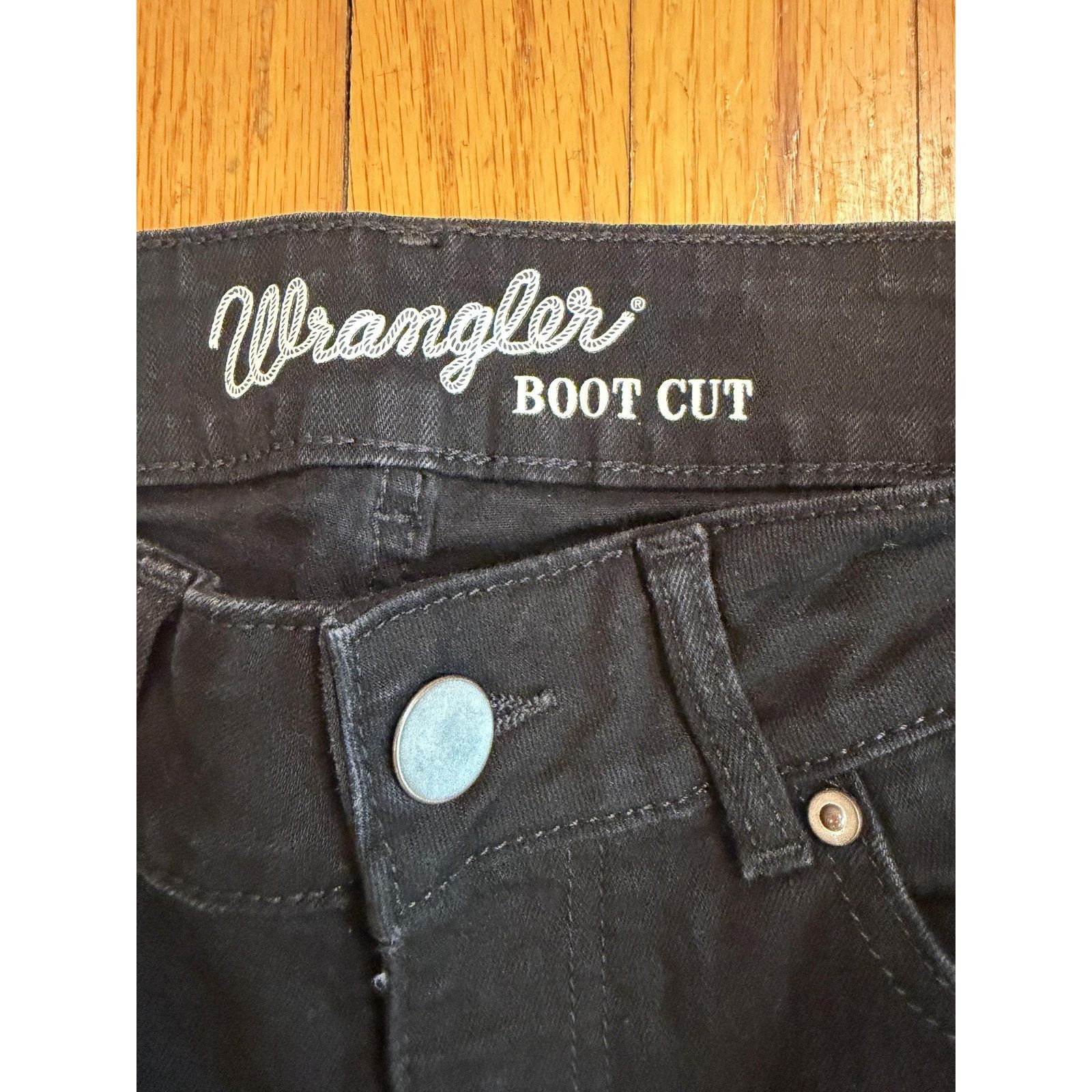 Wrangler Wrangler WOMENS Jeans Boot Cut Stretch Denim 5 Pocket 7X30 Size 28" / US 6 / IT 42 - 2 Thumbnail