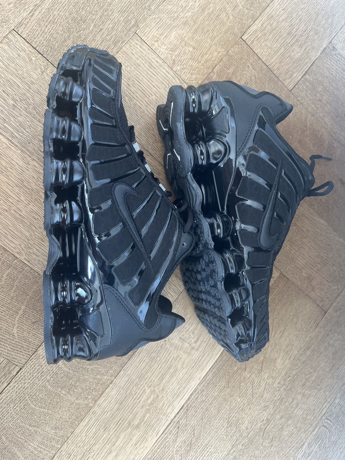 Nike nike shoxs Size US 9.5 / EU 42-43 - 1 Thumbnail