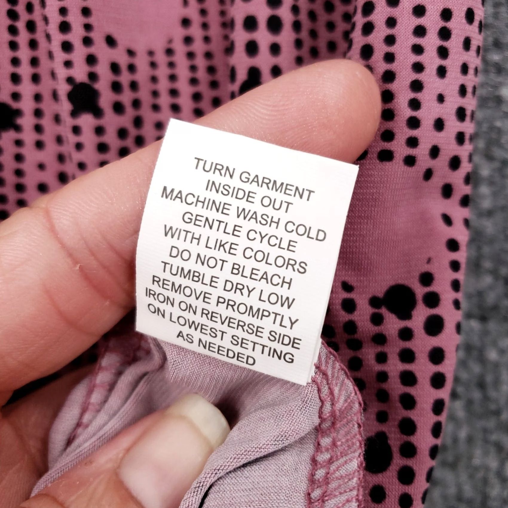 Vintage Notations Blouse Women Petites Pink Polka Dot Grommet Keyhole Neck Top Casual Size M / US 6-8 / IT 42-44 - 5 Thumbnail