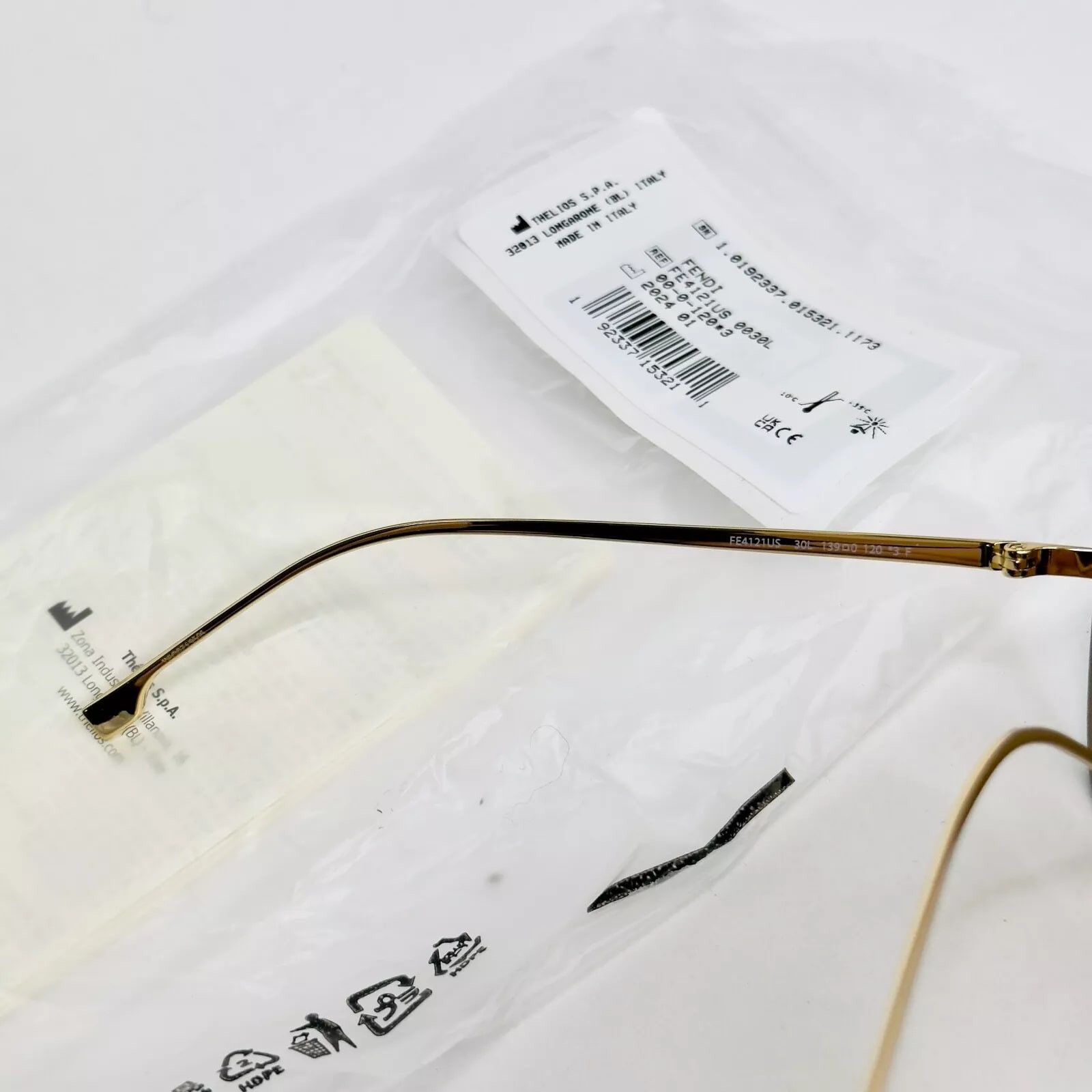 Fendi FENDI FIRST 4121 Gold Mirrored Fashion Sunglasses FE4121US Size ONE SIZE - 7 Thumbnail