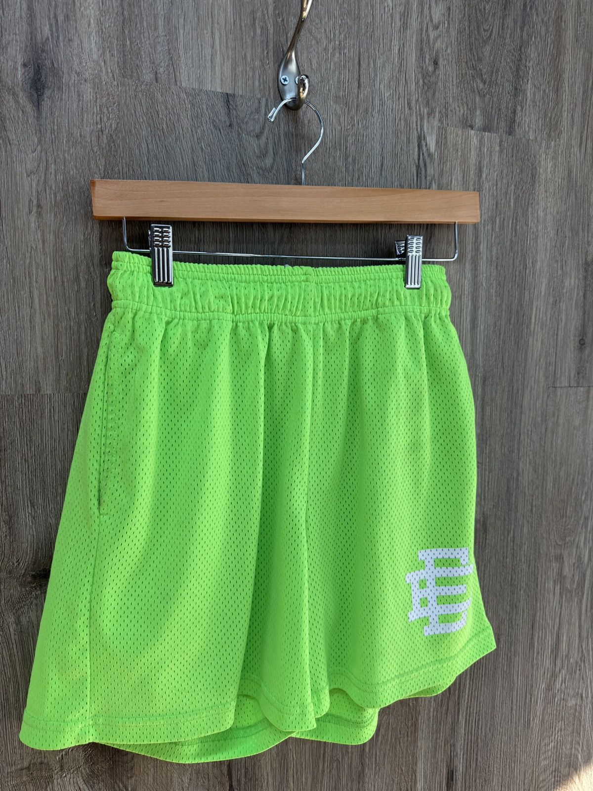 Eric Emanuel Eric Emmanuel Neon Green Shorts Size US 32 / EU 48 - 2 Thumbnail