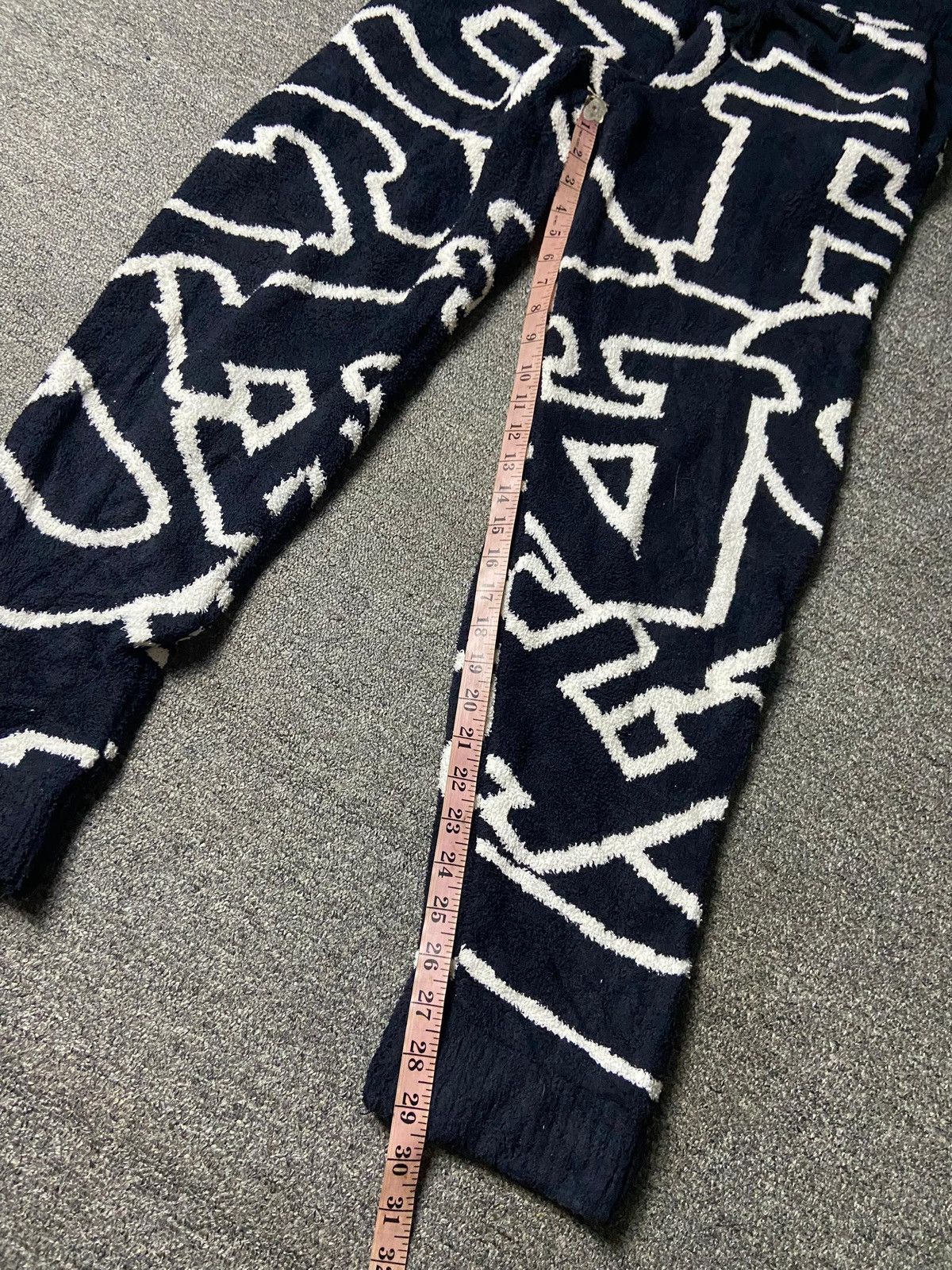 Japanese Brand 1PIU1UGUALE3 Relax Big Logo Pattern Knit Pants (158) Size US 31 - 7 Thumbnail