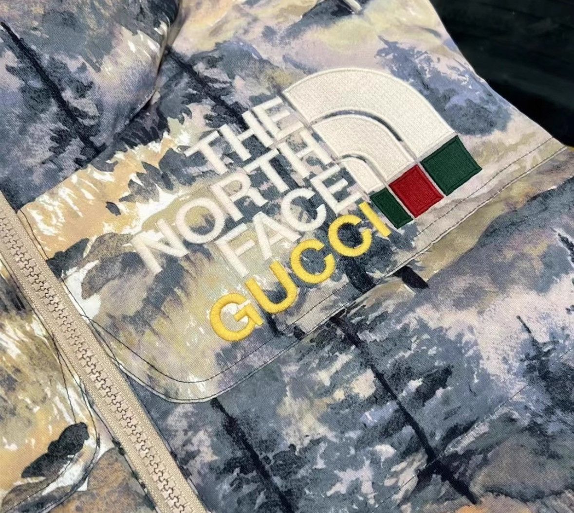 Gucci Gucci x The North Face Floral Quilted Vest-2507 Size US L / EU 52-54 / 3 - 3 Thumbnail