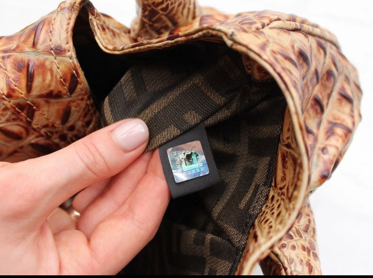 Fendi Vintage FENDI ALLIGATOR Spy Bag VERY RARE Size ONE SIZE - 16 Thumbnail