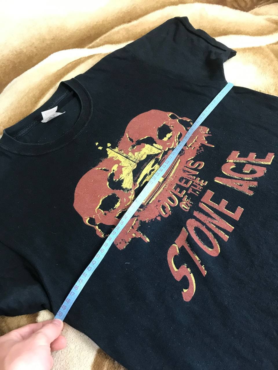Band Tees 🔥 Queens of the Stone Age VTG 2000s printed t shirt Y2K tee Size US M / EU 48-50 / 2 - 6 Thumbnail