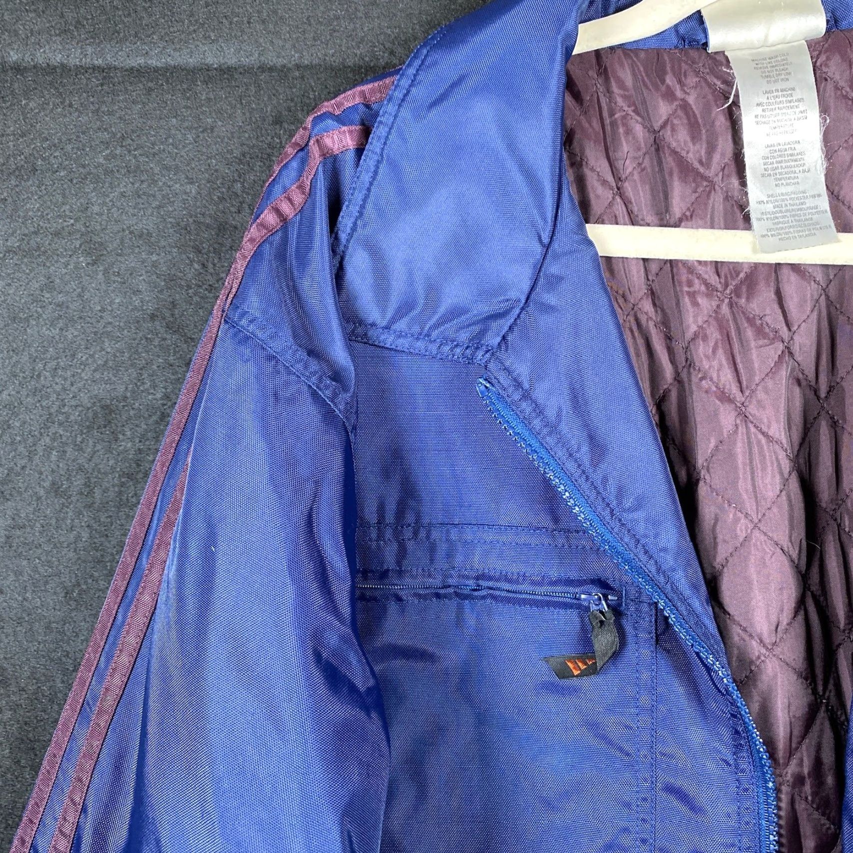 Adidas VINTAGE Adidas Mens Jacket Blue Purple Track Quilted Full Zip XL Windbreaker Size US XL / EU 56 / 4 - 3 Thumbnail