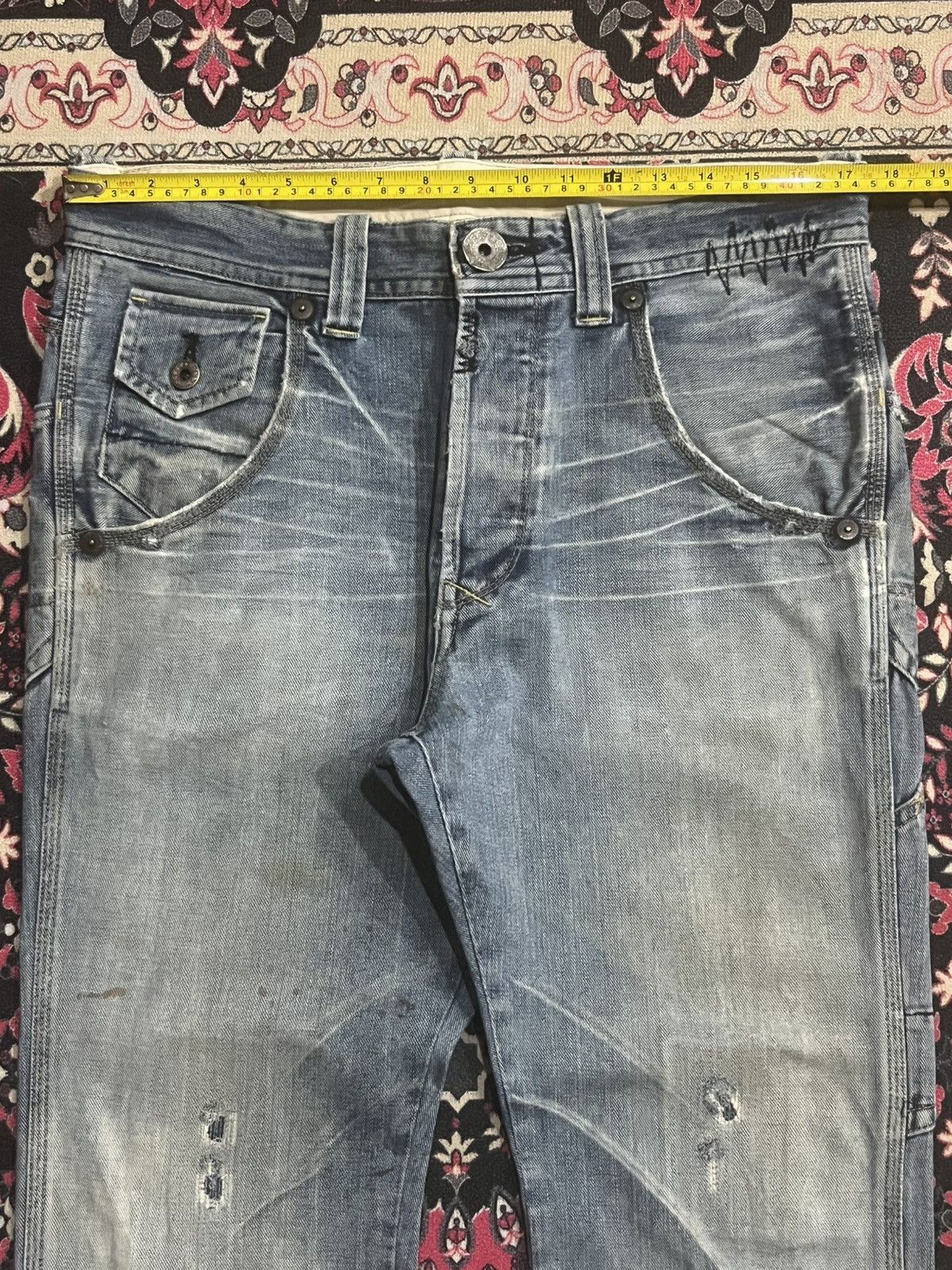 Le Grande Bleu (L.G.B.) Japanese Brand Bartack Cinch Back Whisker Blue Washed Jeans Size US 34 / EU 50 - 13 Thumbnail
