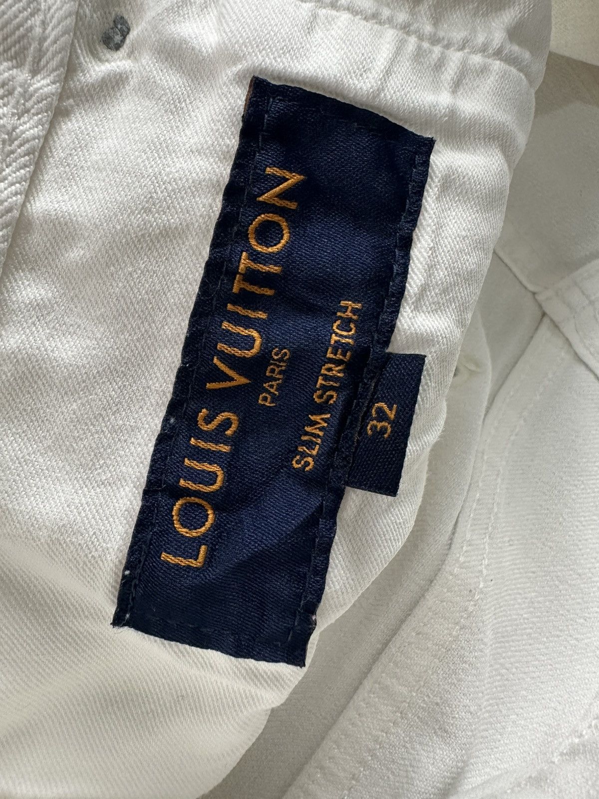 Louis Vuitton Louis Vuitton - Monogram Patch Stretch Fit White Denim Pants Size US 32 / EU 48 - 18 Thumbnail