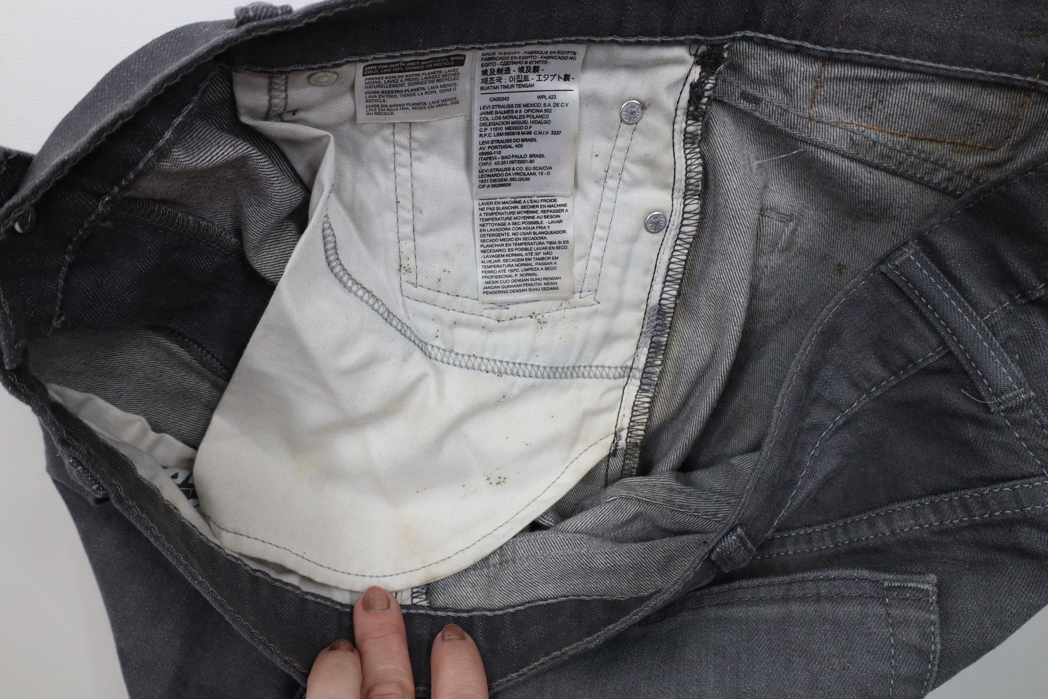 Levi's New Levis 541 Athletic Fit Slightly Tapered Leg Jeans Size US 38 / EU 54 - 14 Thumbnail