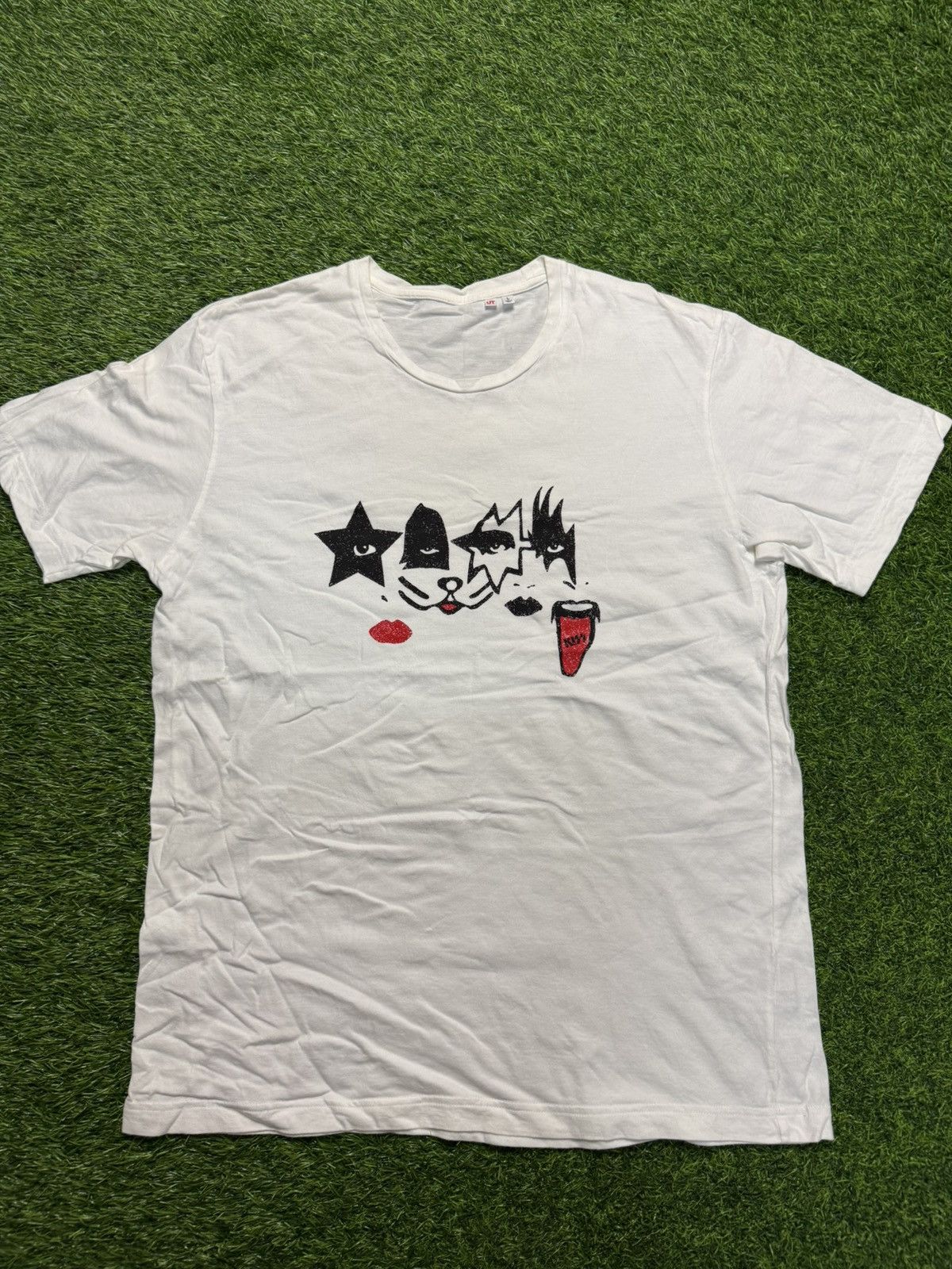Uniqlo assorted tshirt - uniqlo kiss band tshirt Size US L / EU 52-54 / 3 - 2 Thumbnail
