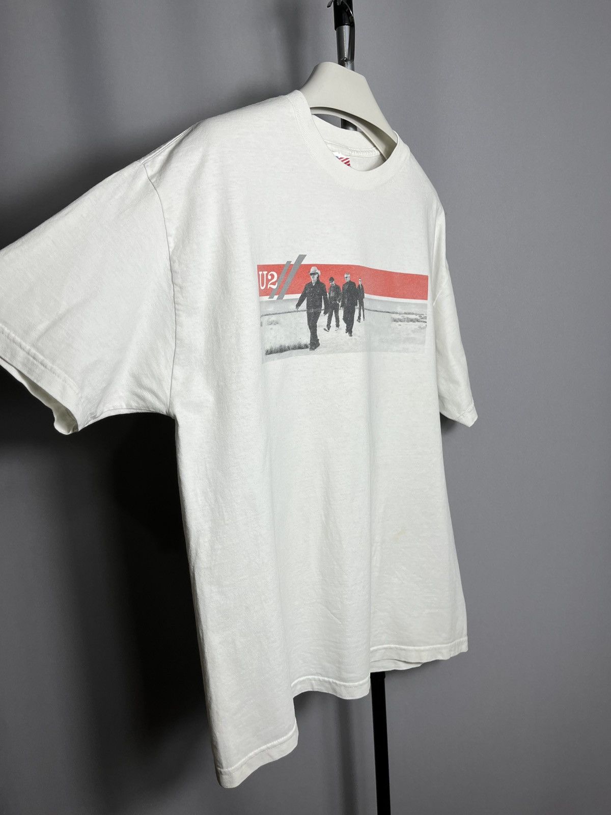 Japanese Brand Vintage U2 VERTIGO 2005 Murina Concert tour t-shirt White Size US XL / EU 56 / 4 - 3 Thumbnail