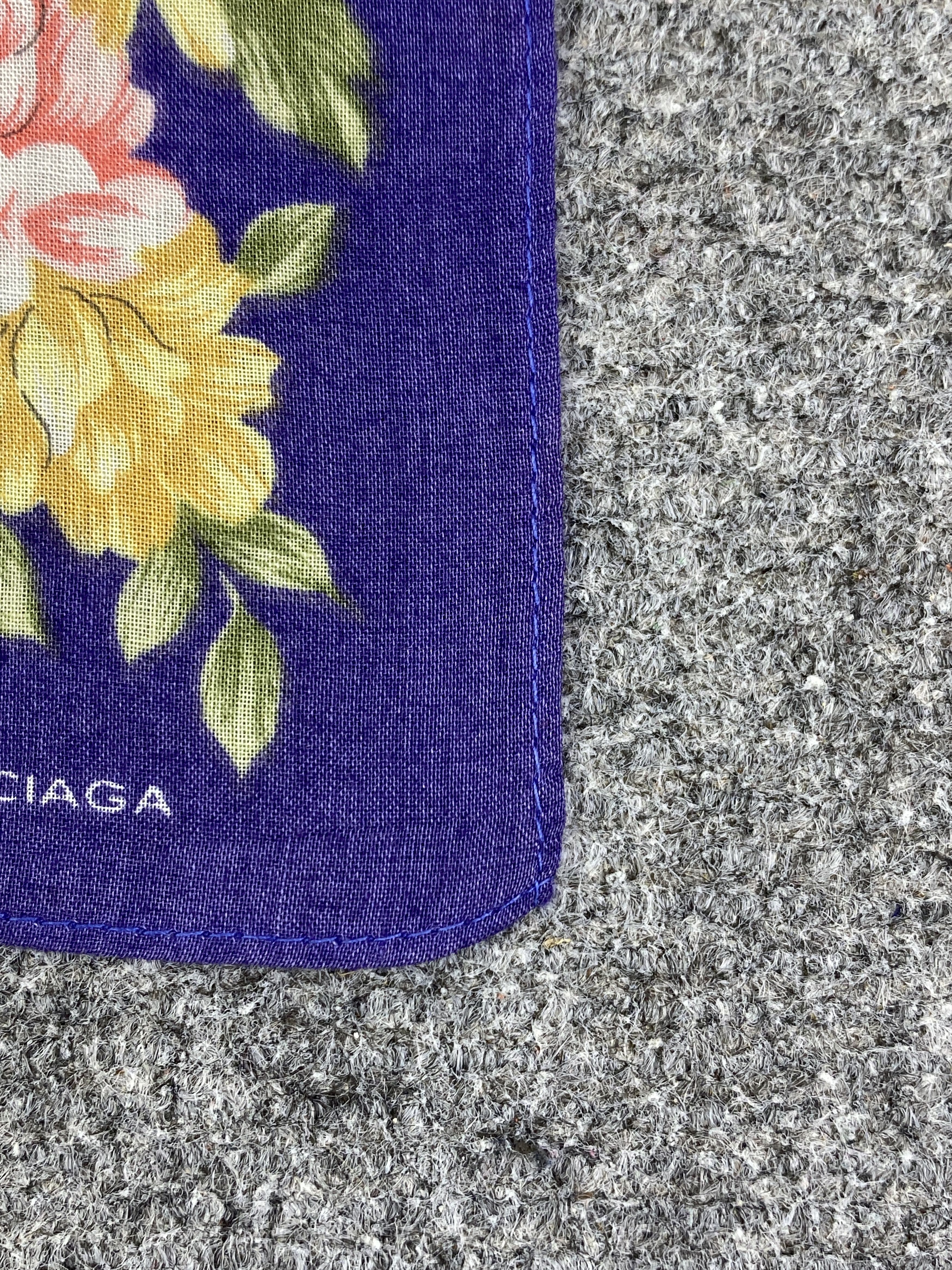 Balenciaga Vintage Balenciaga Flower Handkerchief / Neckerchief HKC1073 Size ONE SIZE - 6 Thumbnail