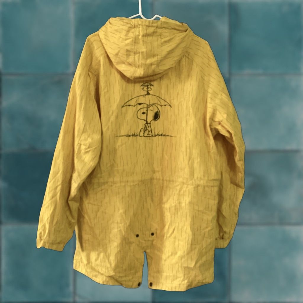 HUF Featuring Peanuts Jacket Mens XL Yellow Snoopy Hooded Rain Trench Skater