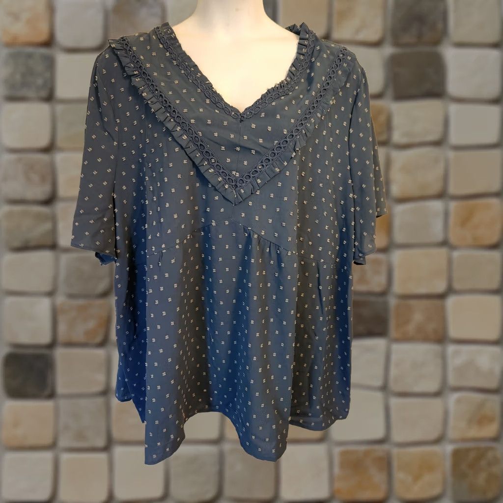 Vintage Bloomchic Blue Swiss Dot Lace Trim Tunic Top Size 28 Women Size 4XL / US 24-26 - 1 Thumbnail