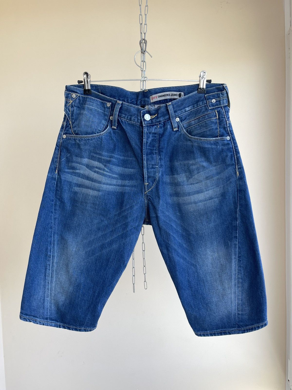 Levi's Engineered Jeans Twisted Seam Denim Shorts Vintage 2000s Size US 32 / EU 48 - 1 Thumbnail
