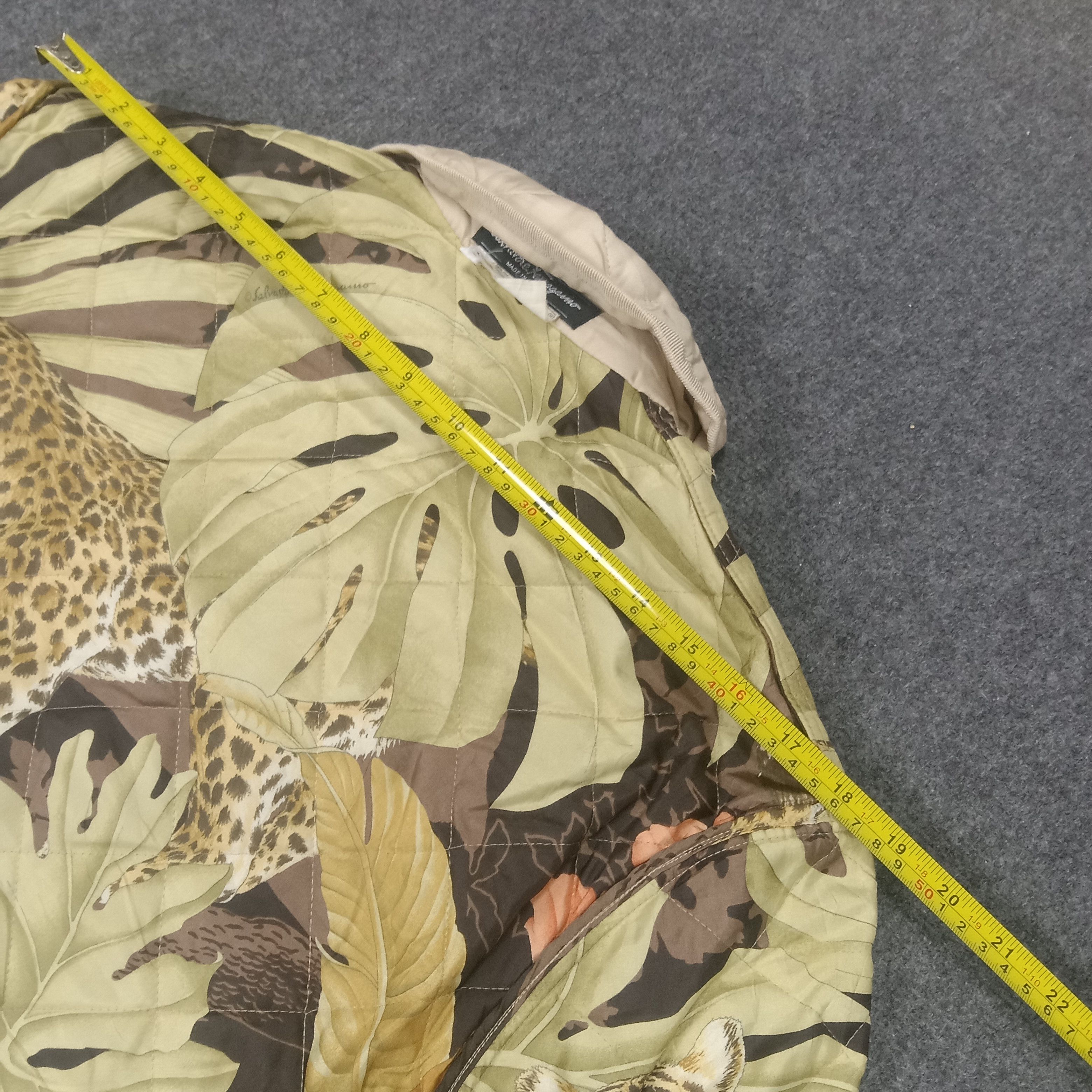 Salvatore Ferragamo × Vintage Salvatore Ferragamo Flower Design Button Jacket Size US S / EU 44-46 / 1 - 7 Thumbnail