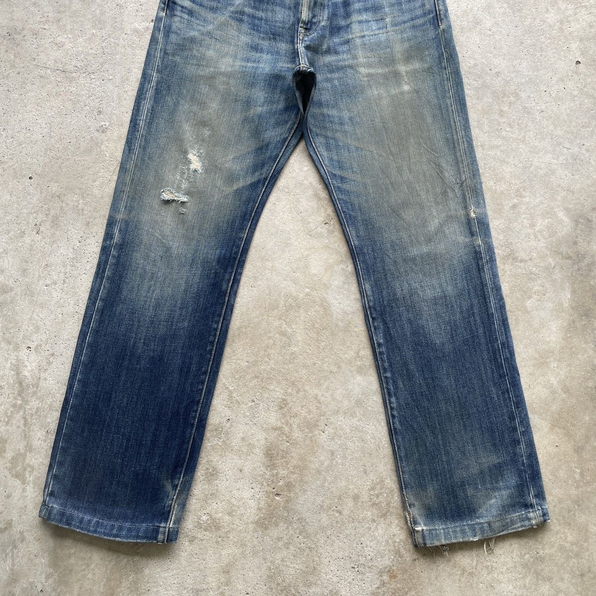 Japanese Brand Vintage Japanese Distressed Jeans MudWash Faded Denim Pants Size US 32 / EU 48 - 4 Thumbnail