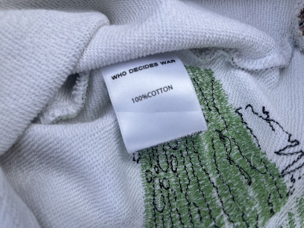 Who Decides War Who Decides War Hoodie Size US M / EU 48-50 / 2 - 6 Thumbnail
